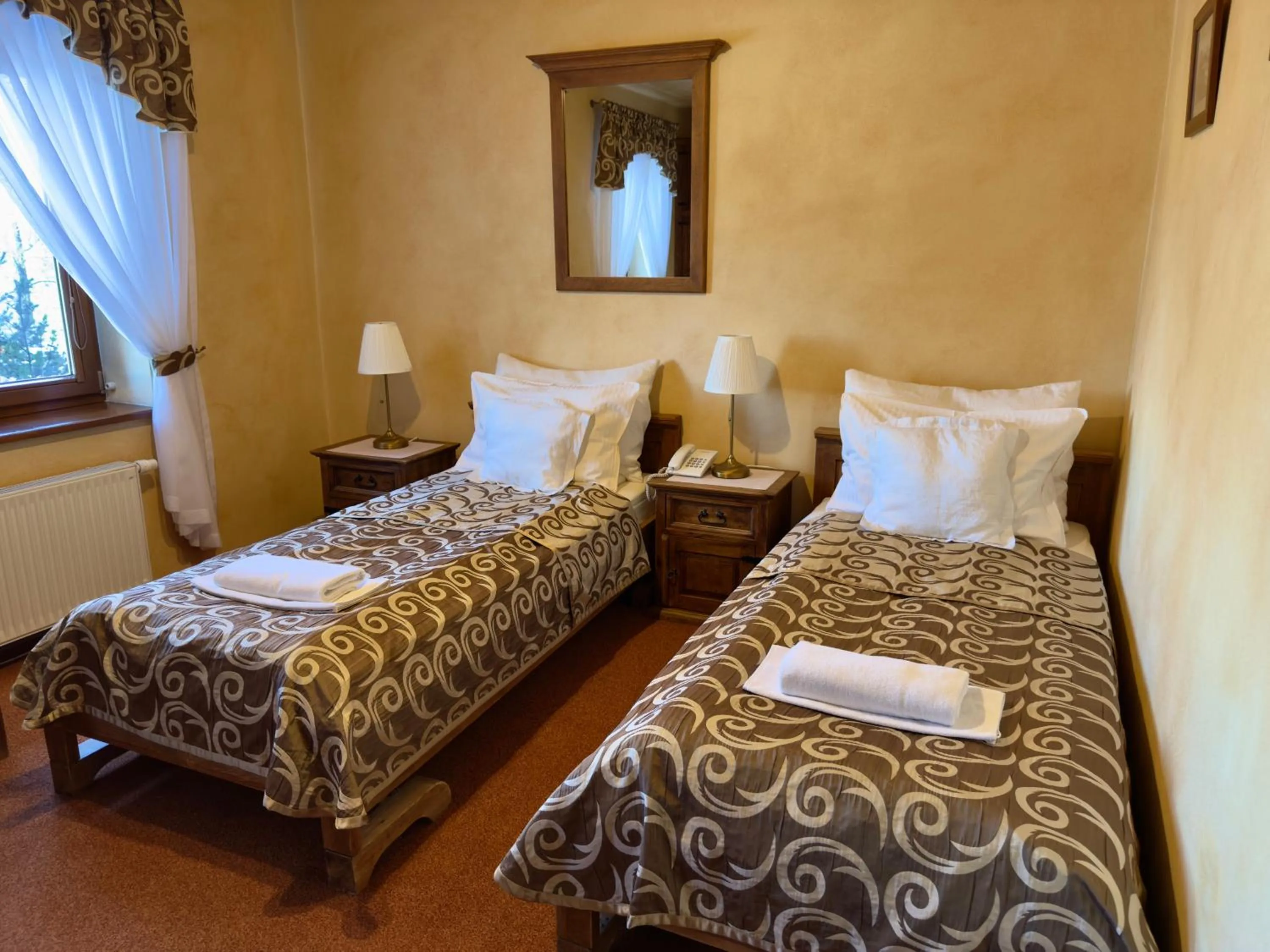 Bed in Hotel Dwór Karolówka