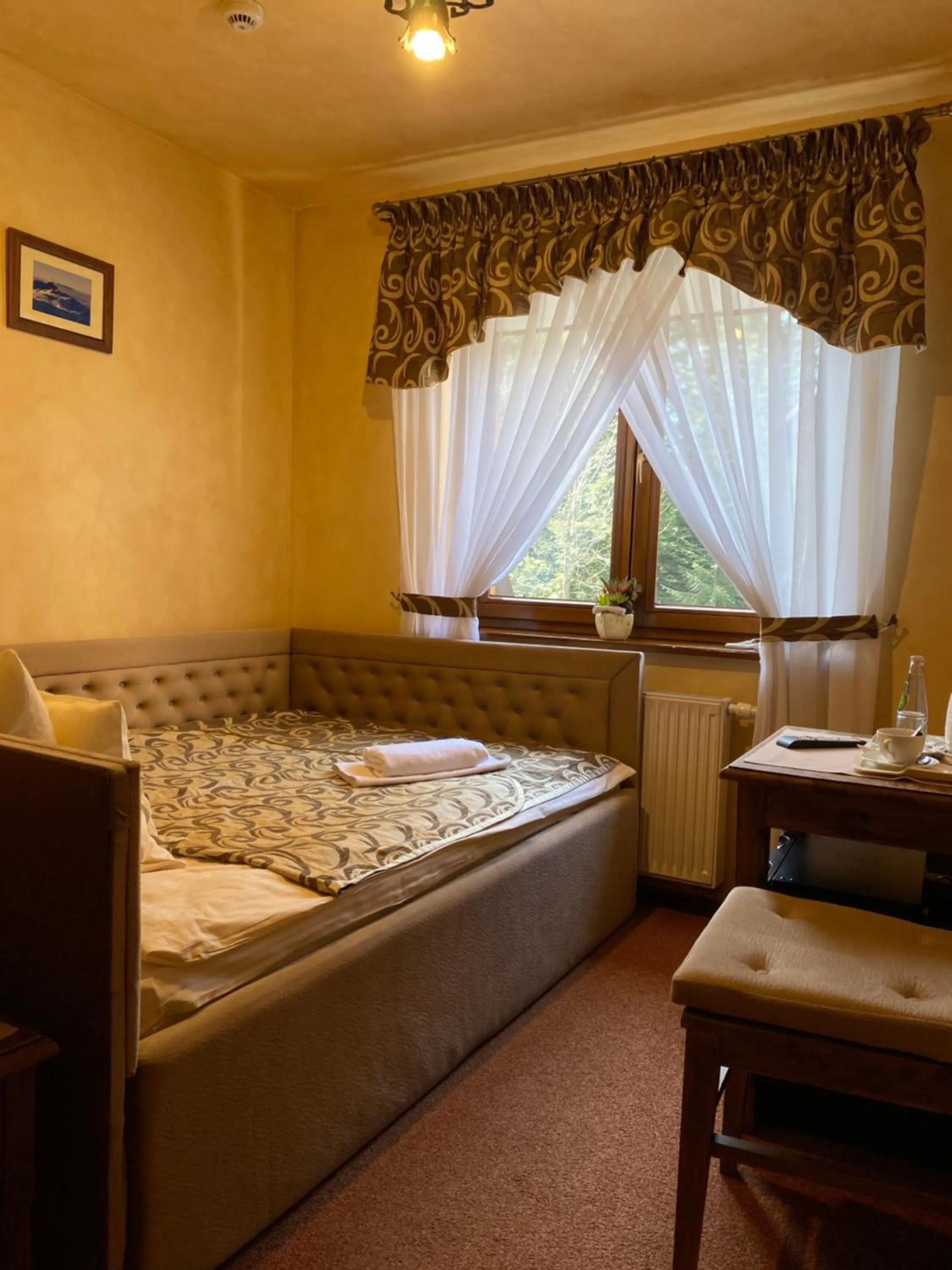 Bed in Hotel Dwór Karolówka