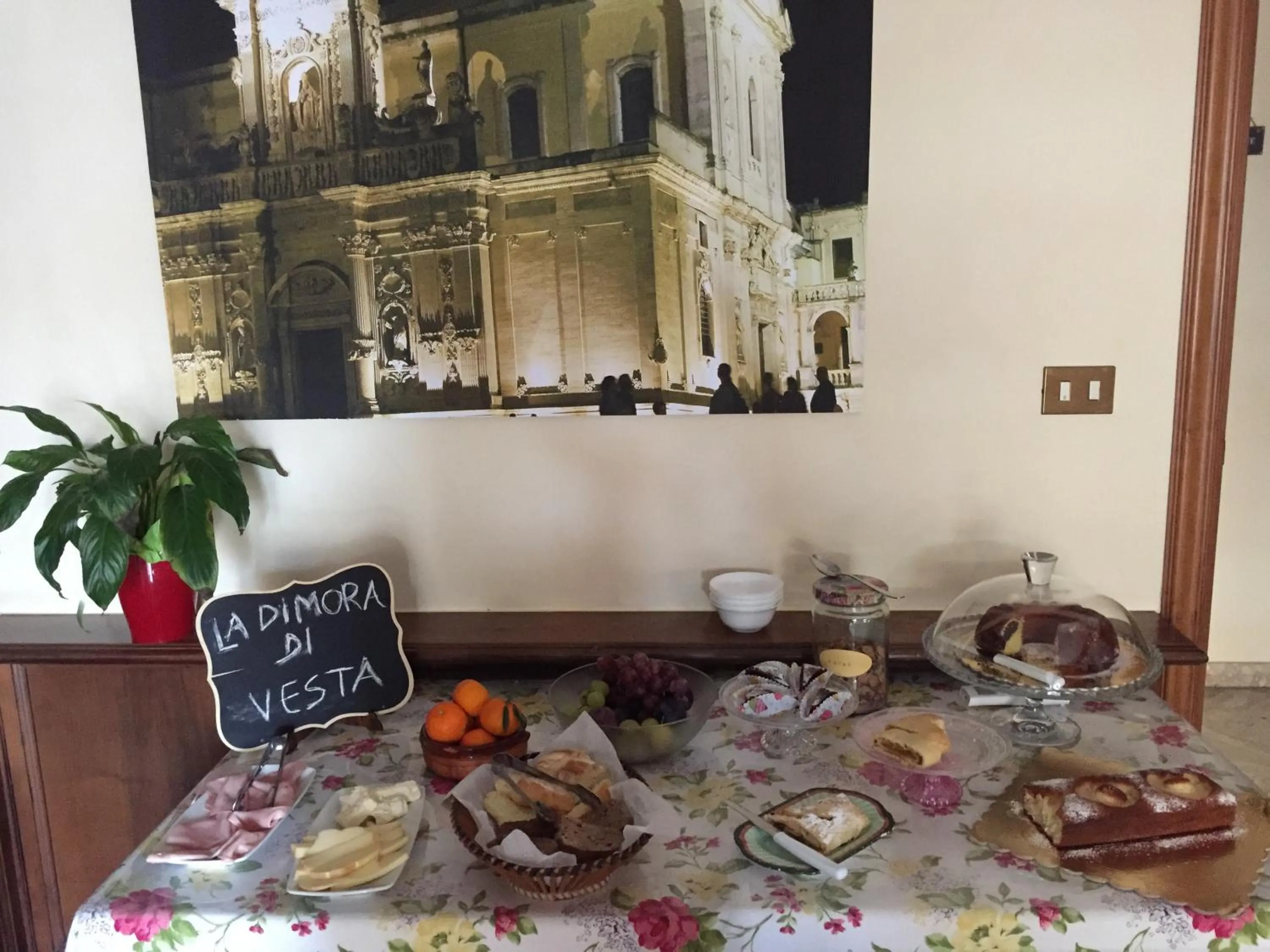 Continental breakfast in La Dimora di Vesta