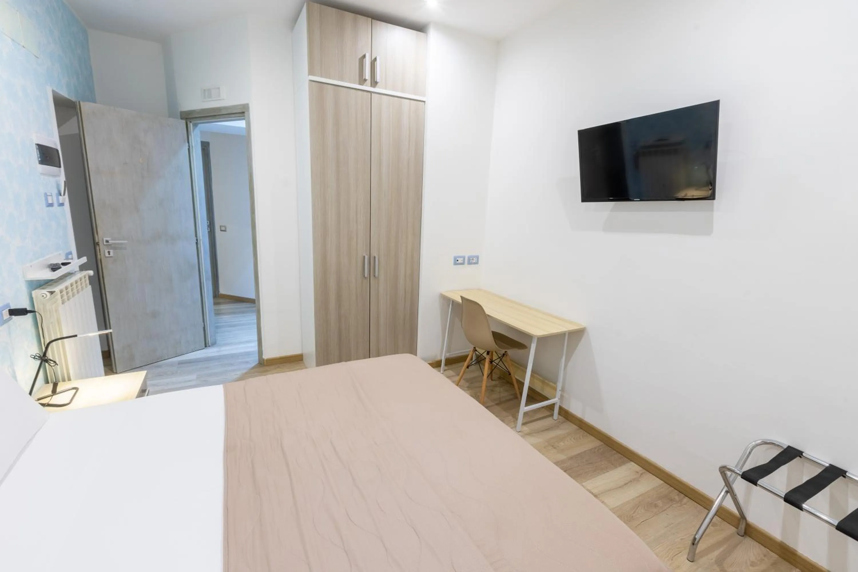 Bedroom, Bed in La Vite Vaticana