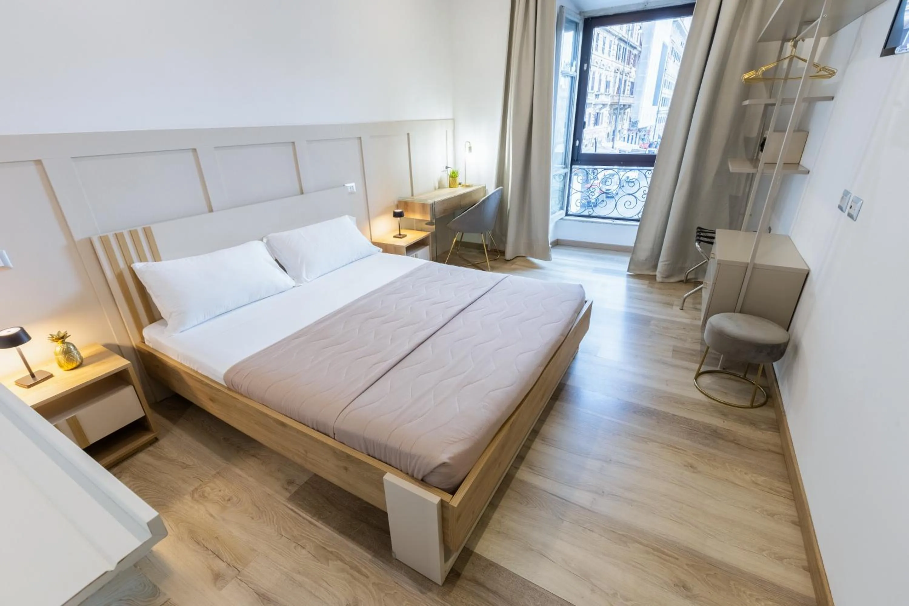 Bedroom, Bed in La Vite Vaticana