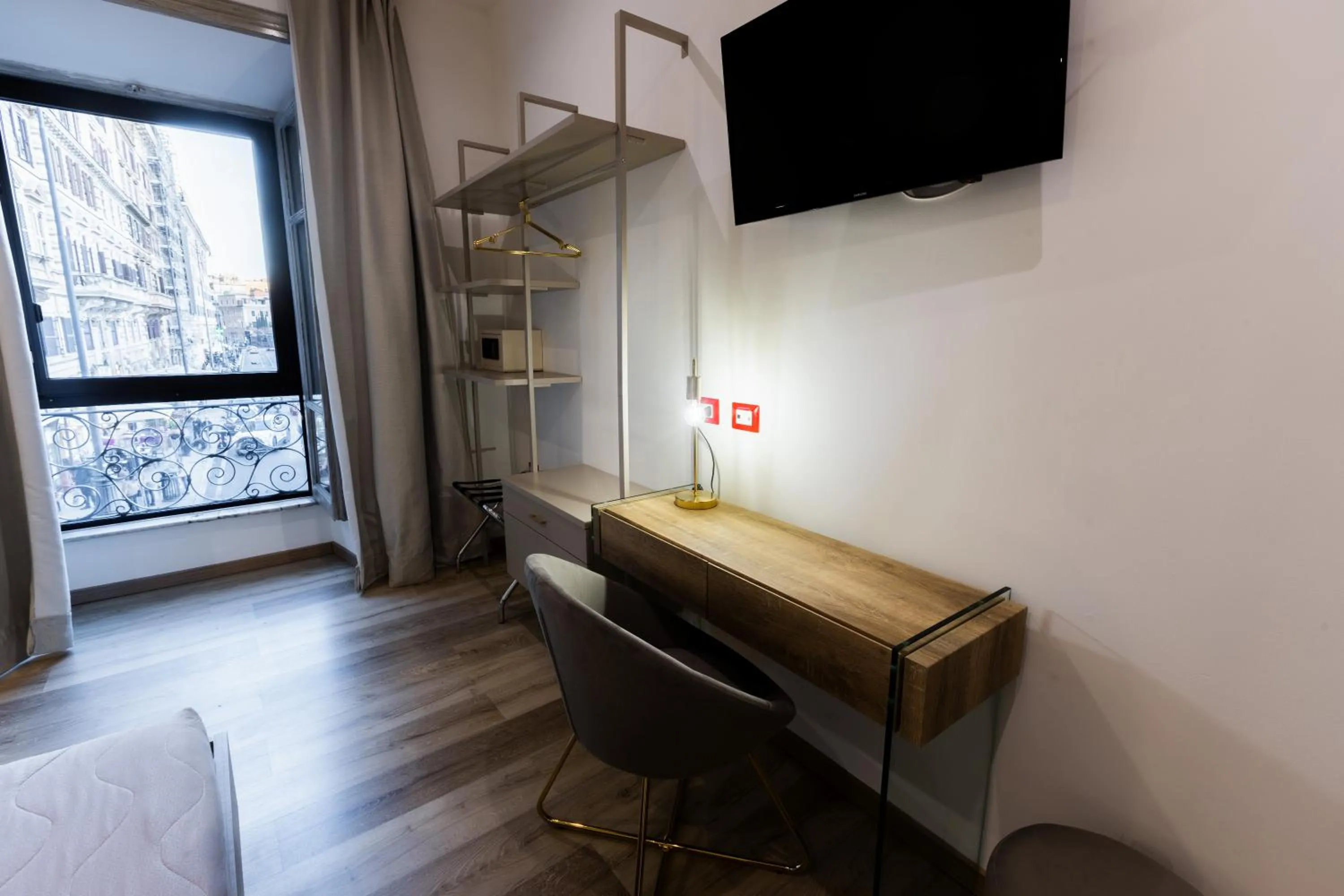 Bedroom in La Vite Vaticana