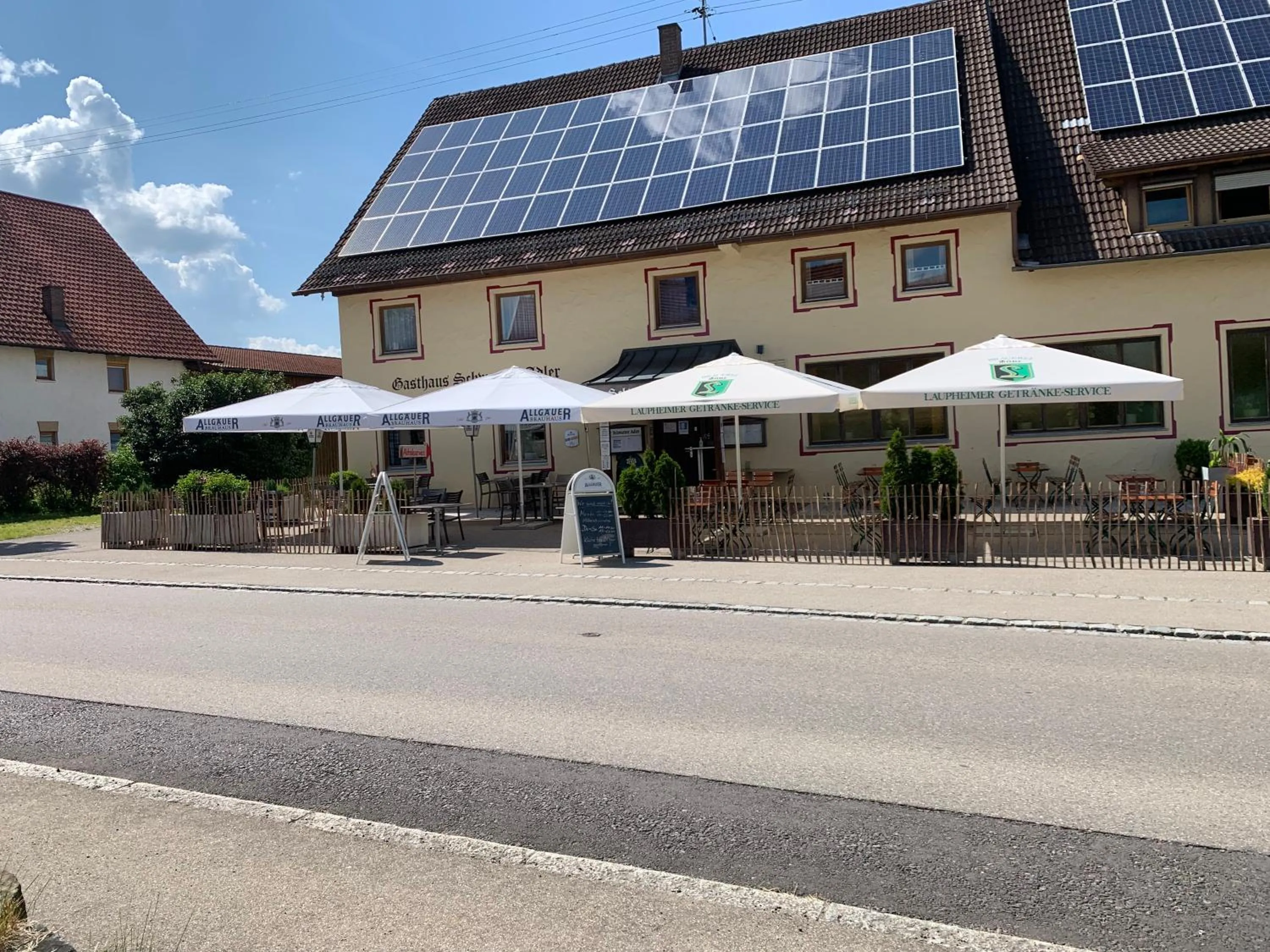 Property building in Schwarzer Adler