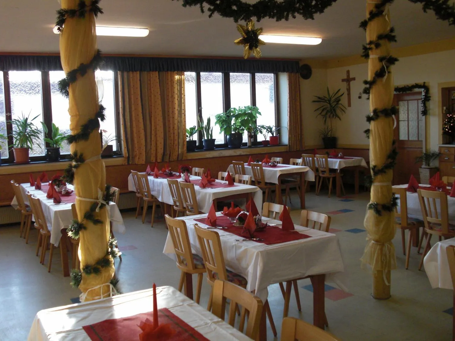 Restaurant/places to eat in Schwarzer Adler