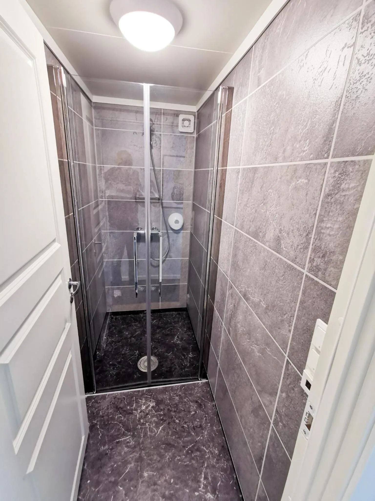 Bathroom in Gudvangen Fjordtell