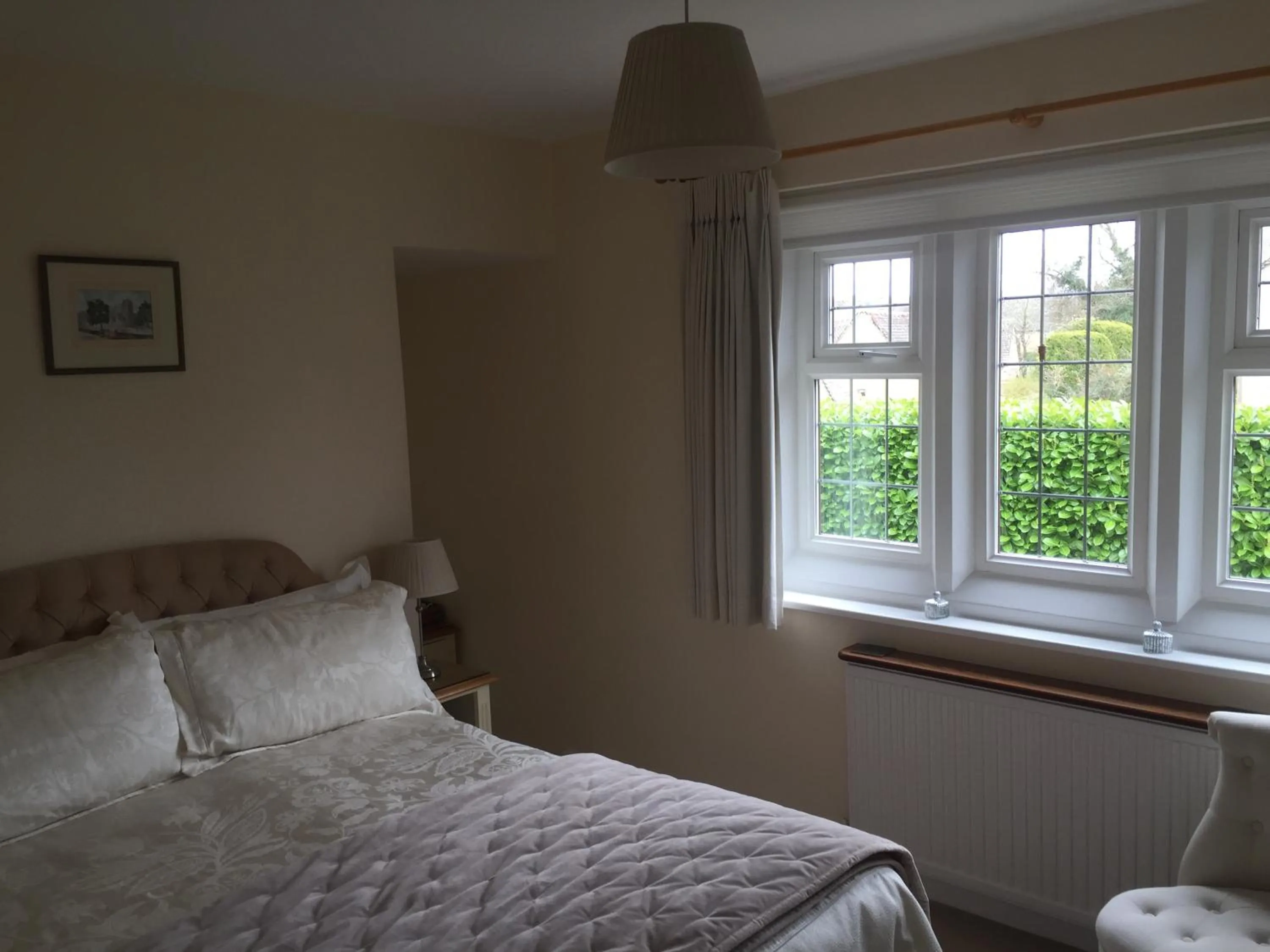 Bedroom, Bed in Coombe House