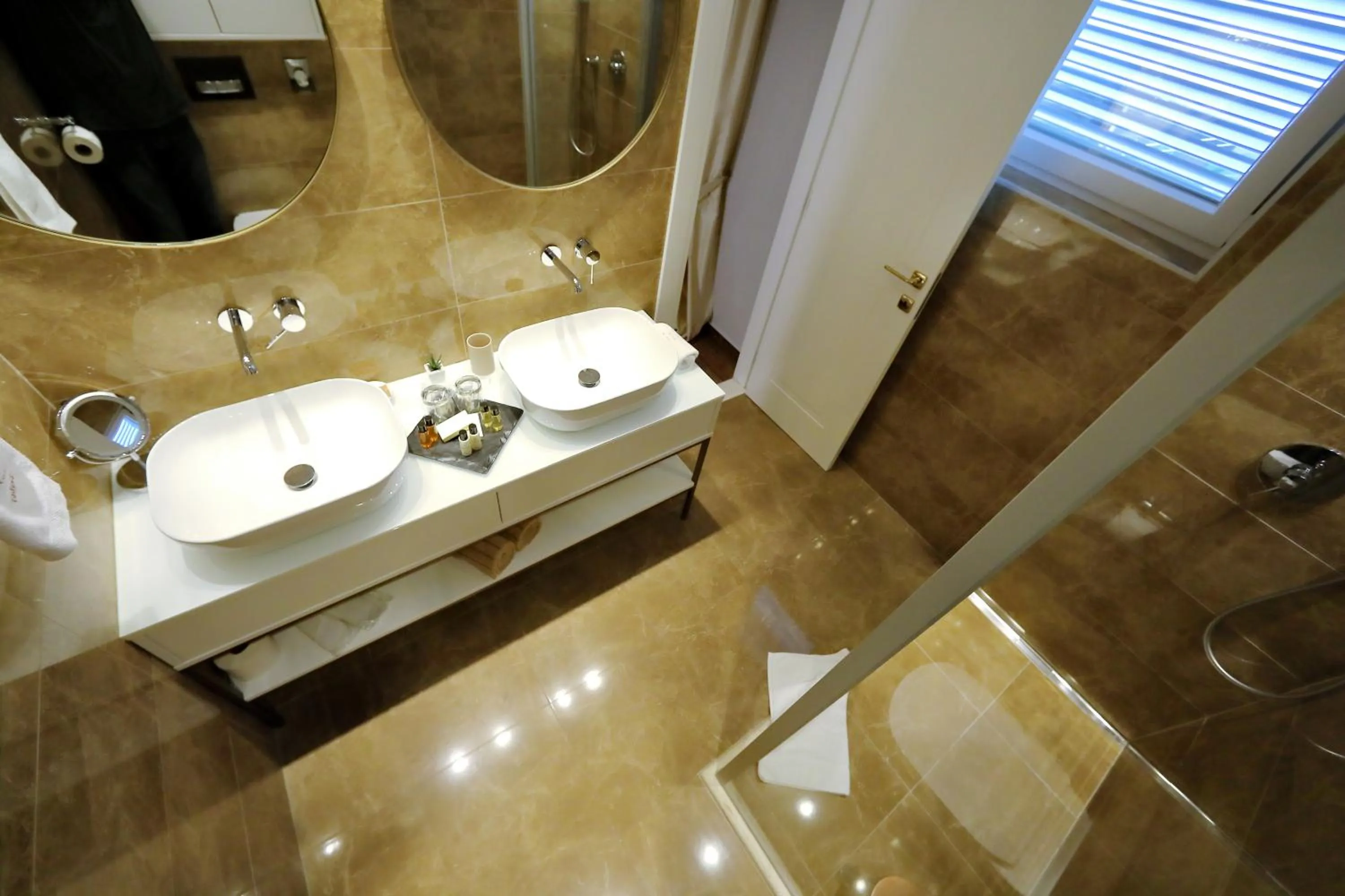 Shower in Luxury rooms Kadena