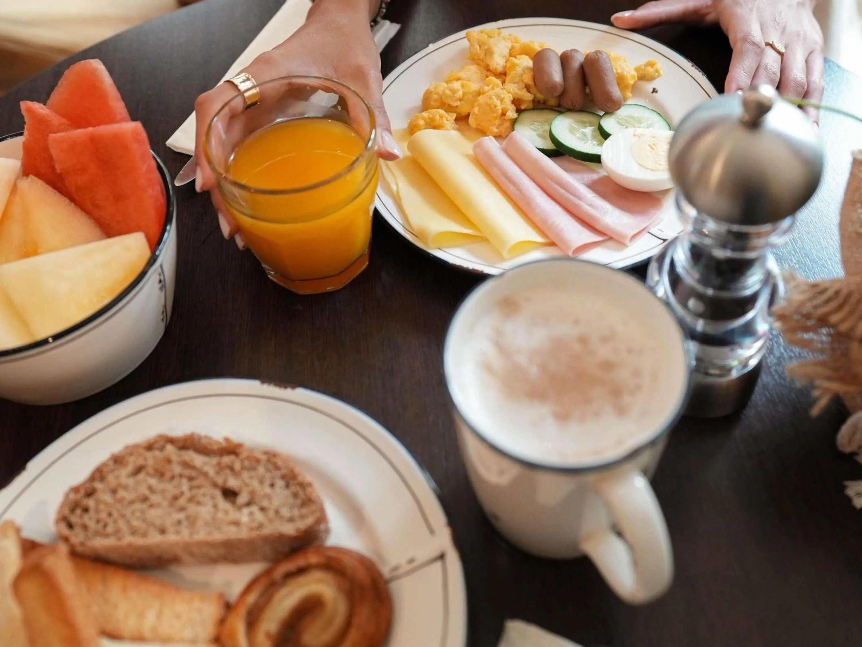 Breakfast in ibis Porto Centro São Bento