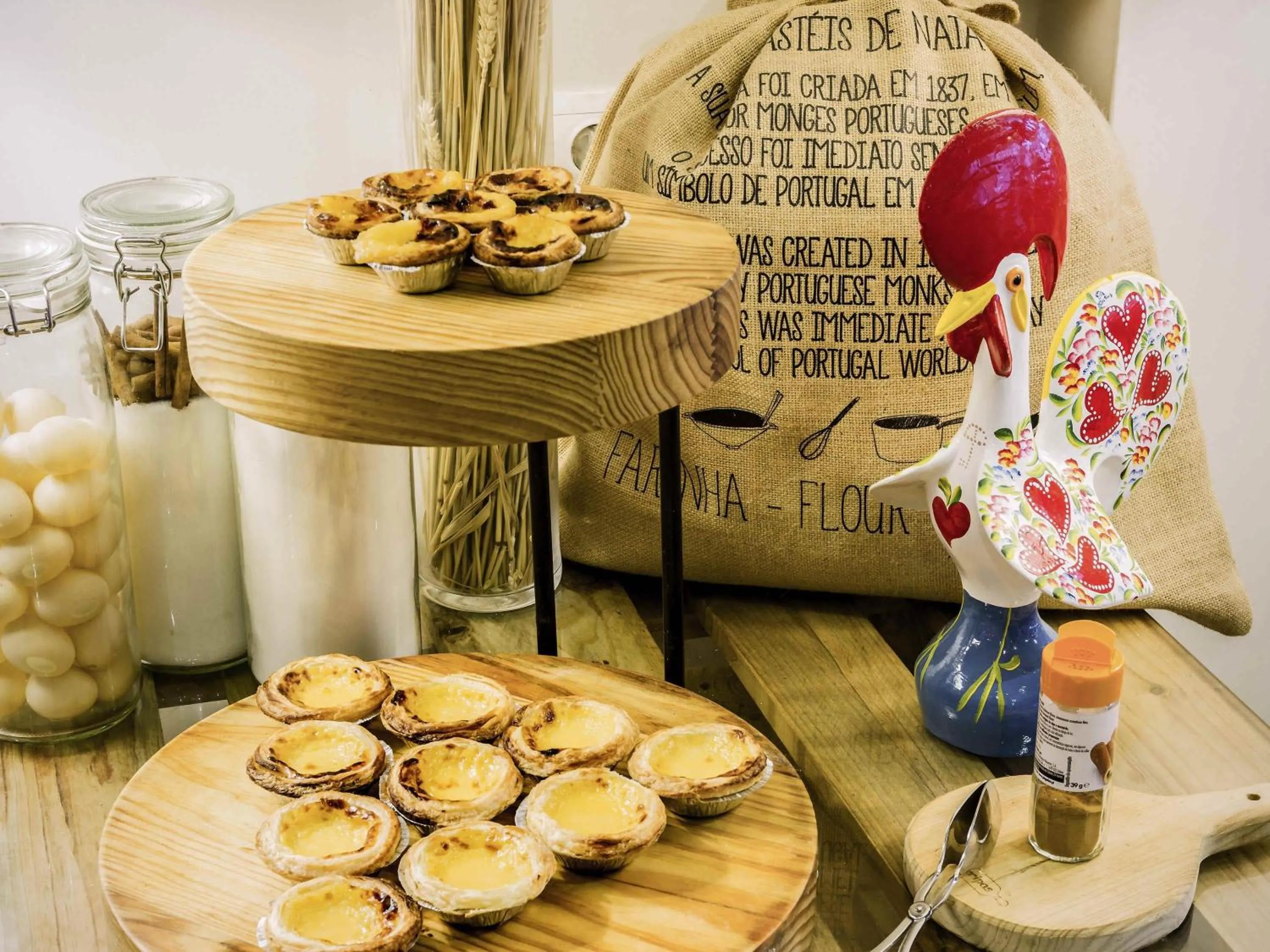 Breakfast in ibis Porto Centro São Bento