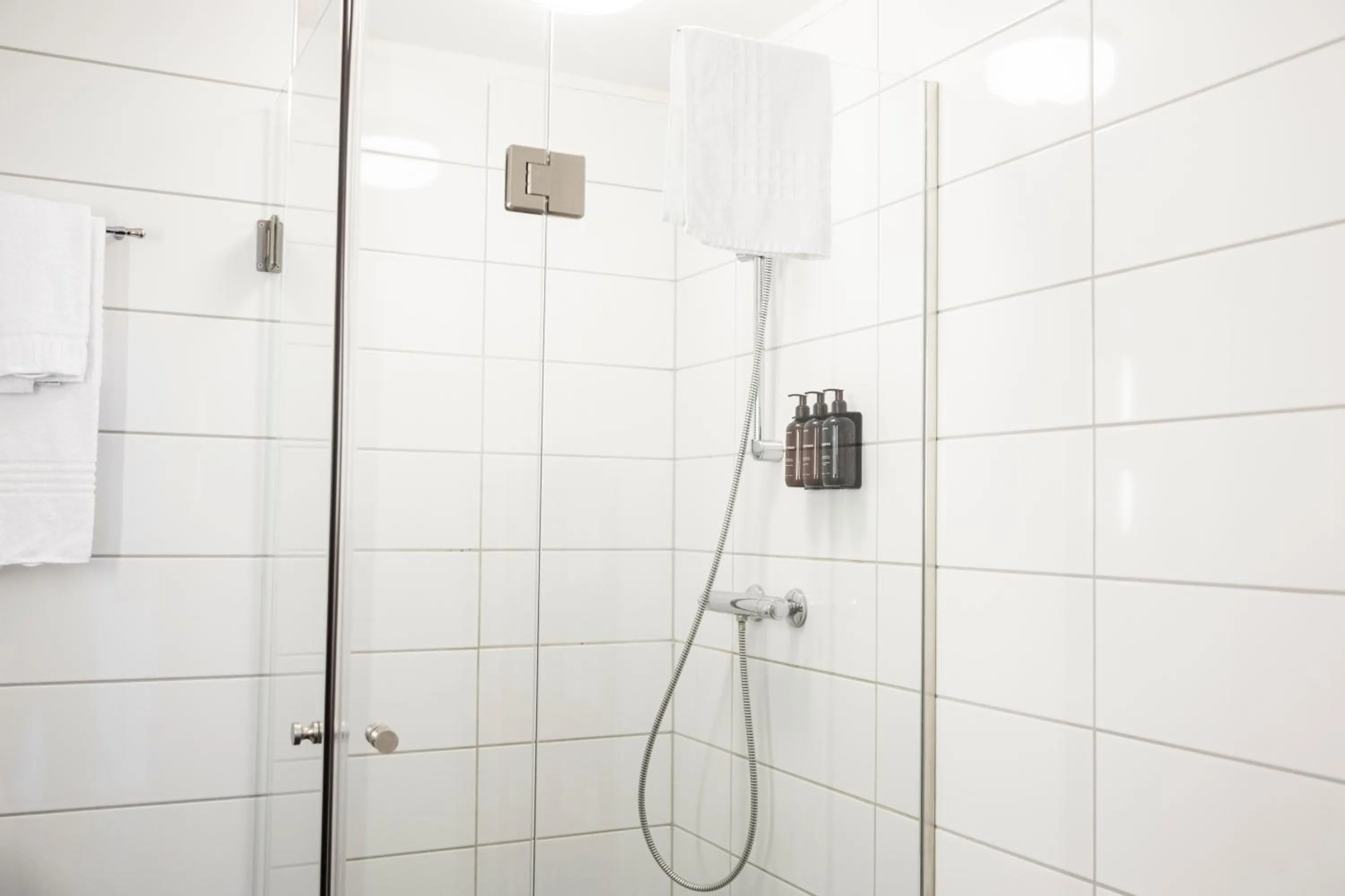 Bathroom in Home Hotel Atlantic