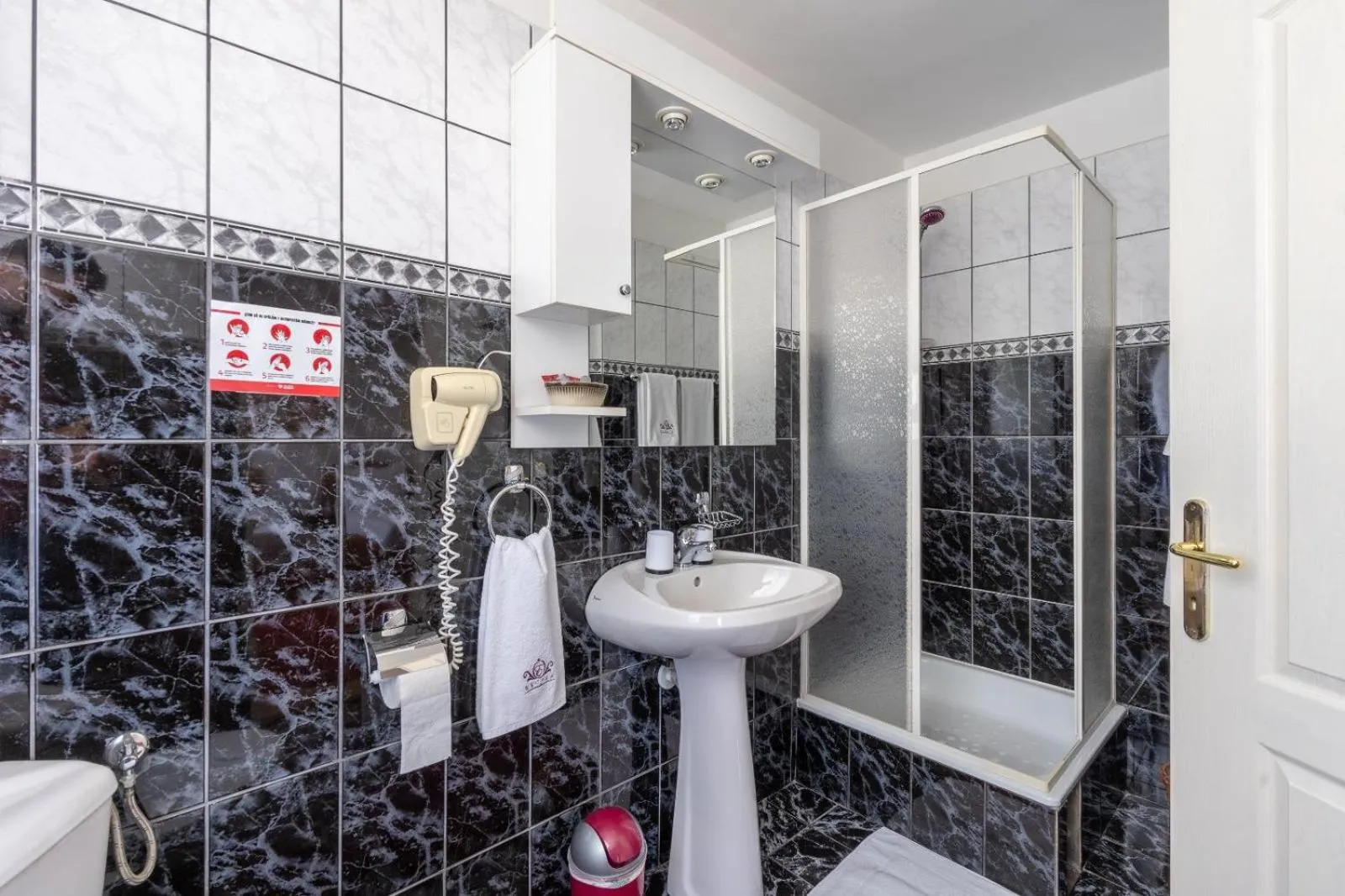 Toilet in Villa-Hotel Escala