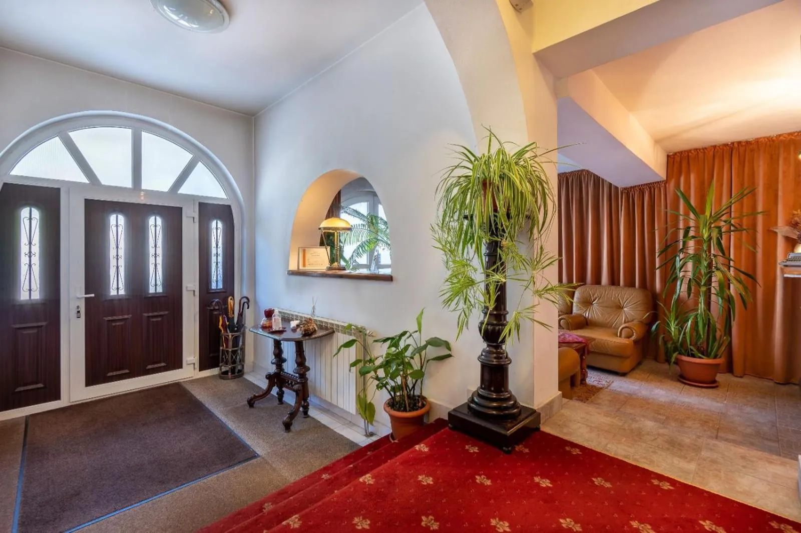 Facade/entrance in Villa-Hotel Escala