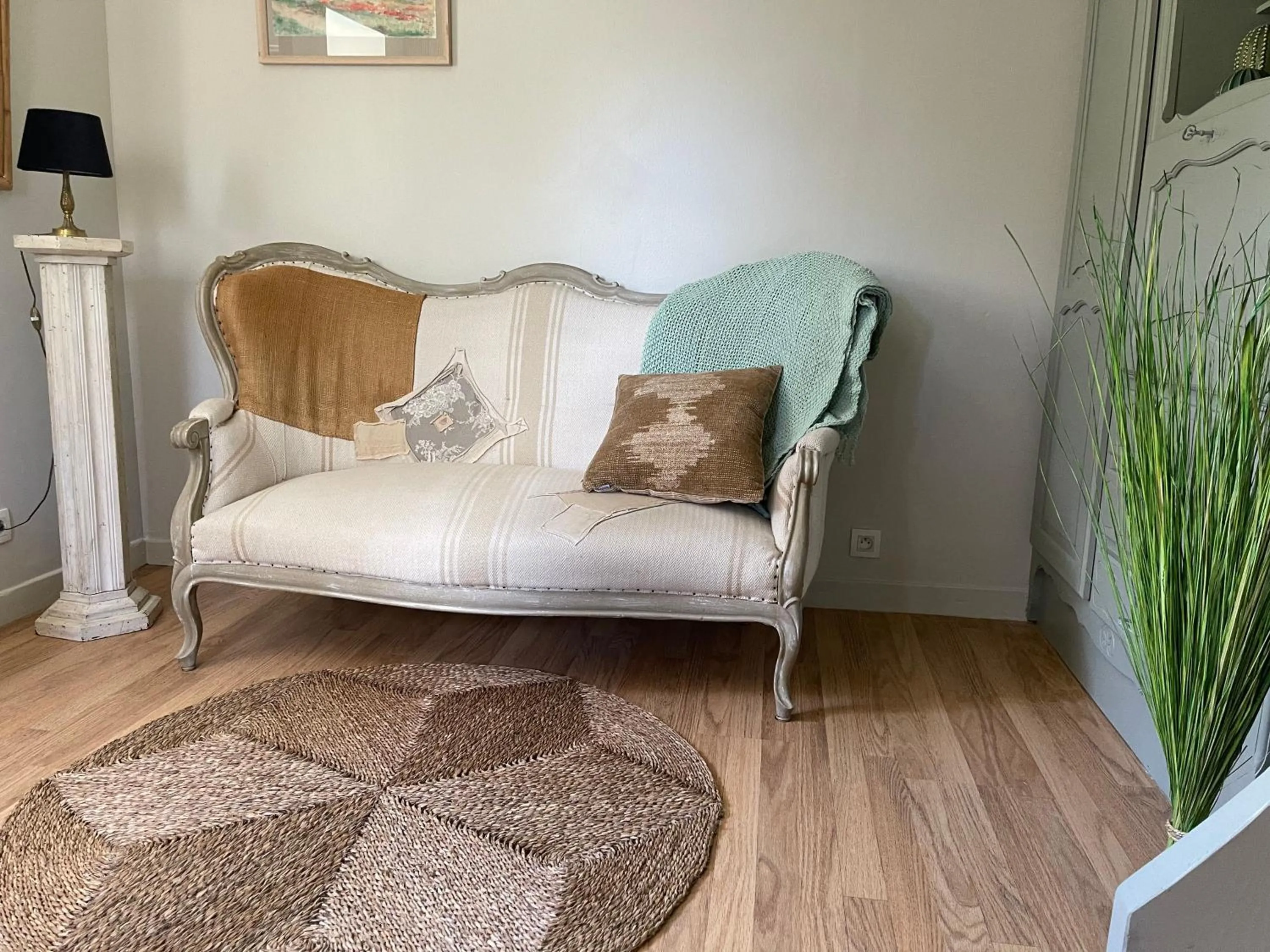 Living room in Le Moulin de Saint-Julien