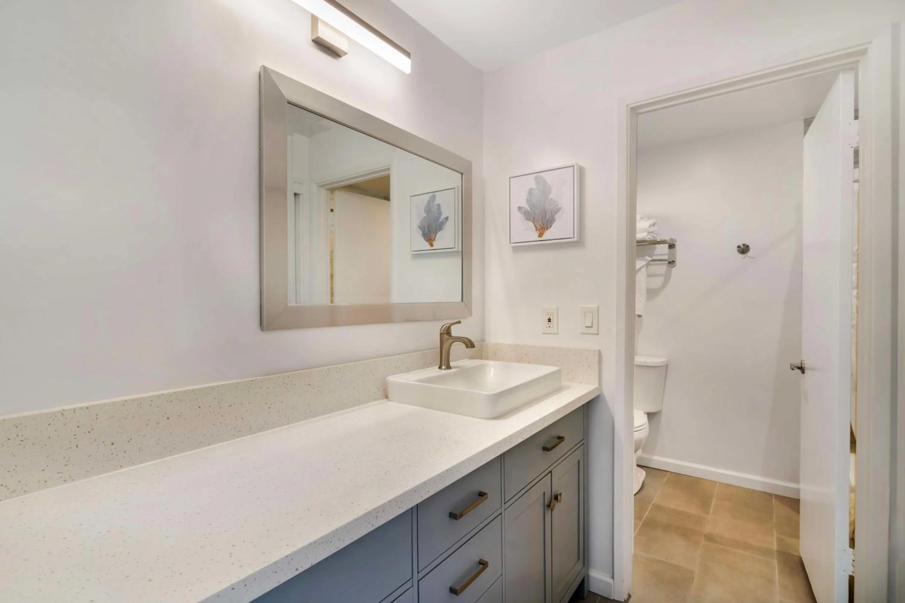 Bathroom in Best Western Plus Santa Barbara