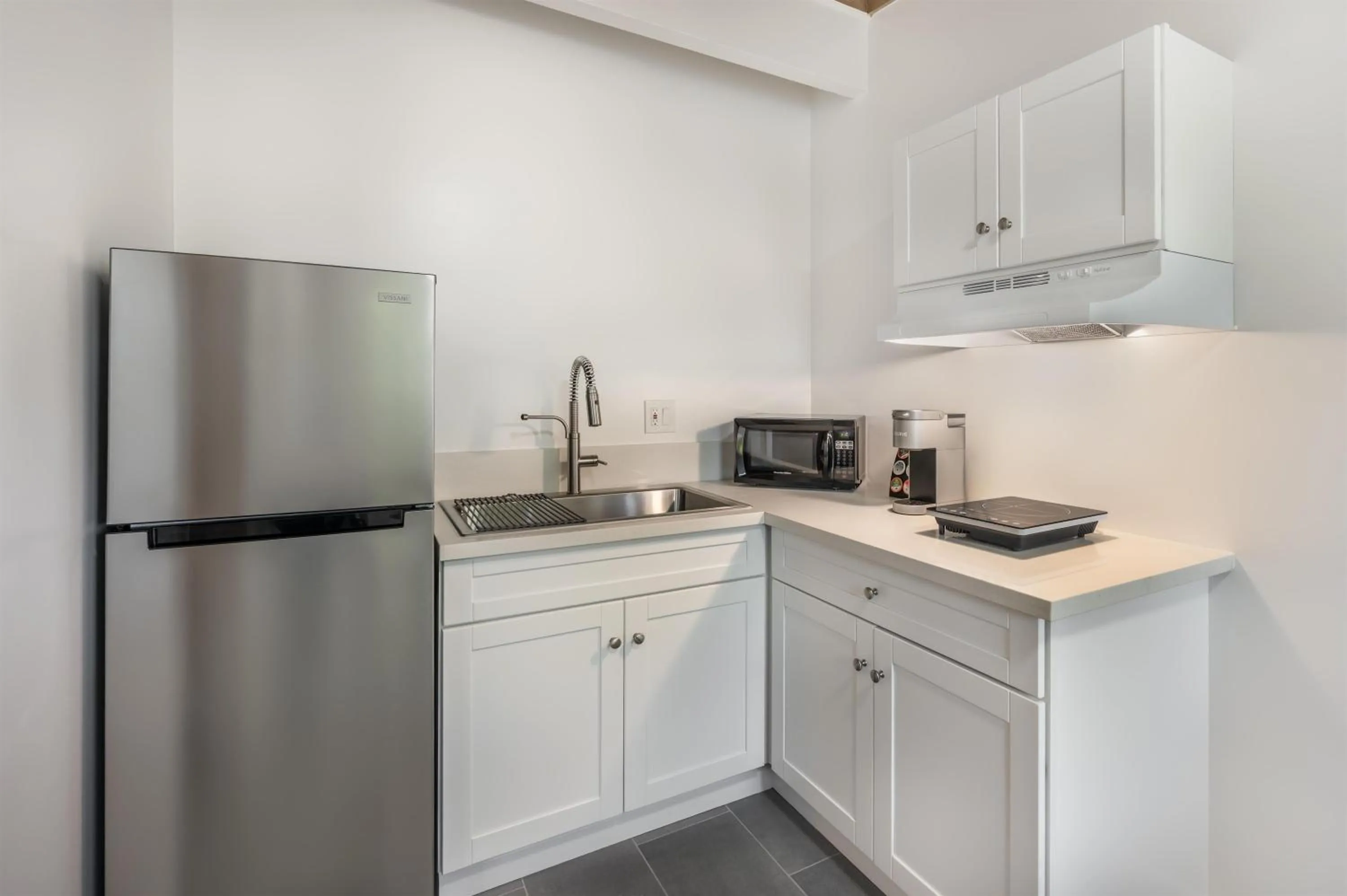 Bedroom in Best Western Plus Santa Barbara