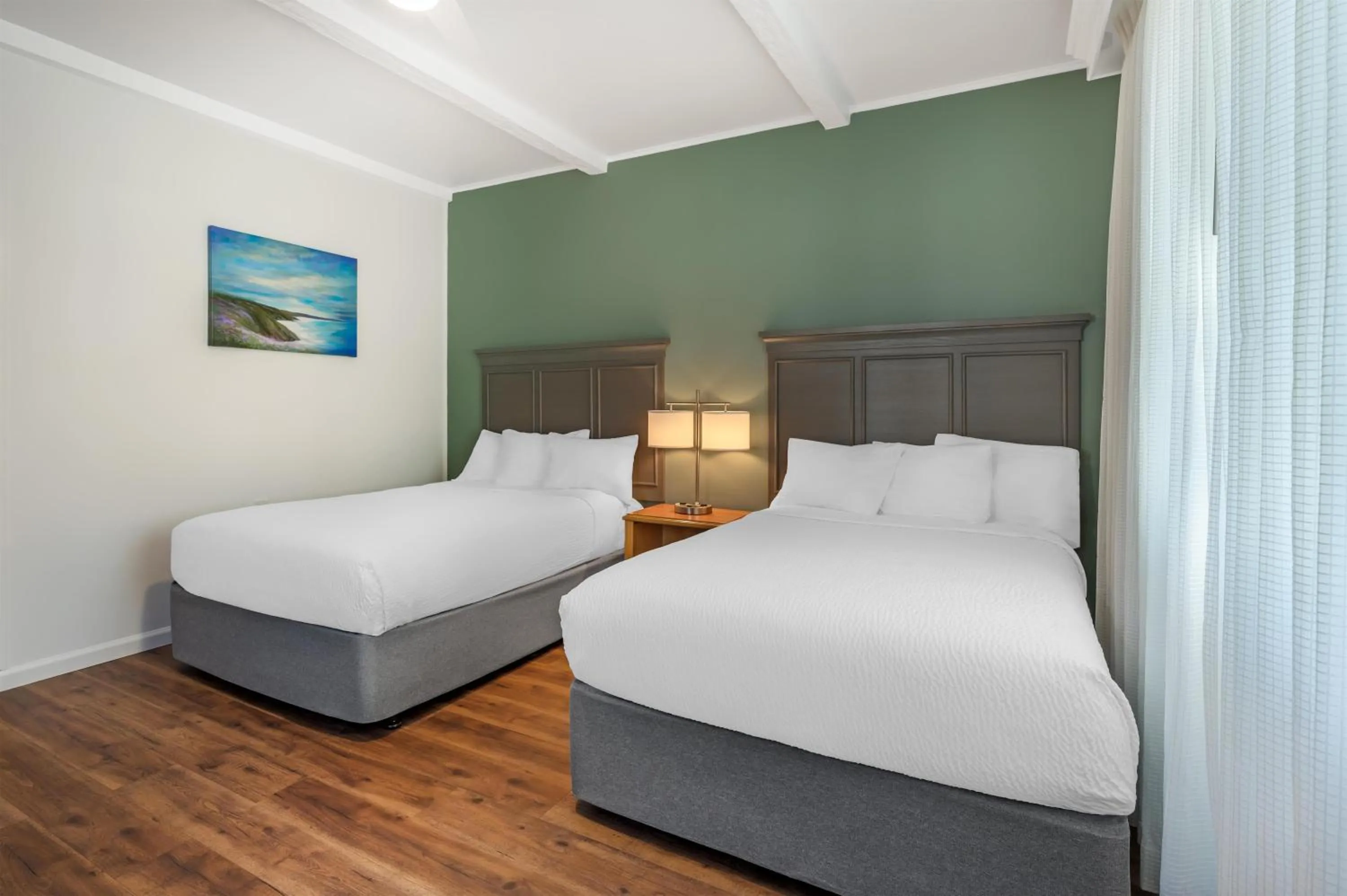 Bedroom, Bed in Best Western Plus Santa Barbara