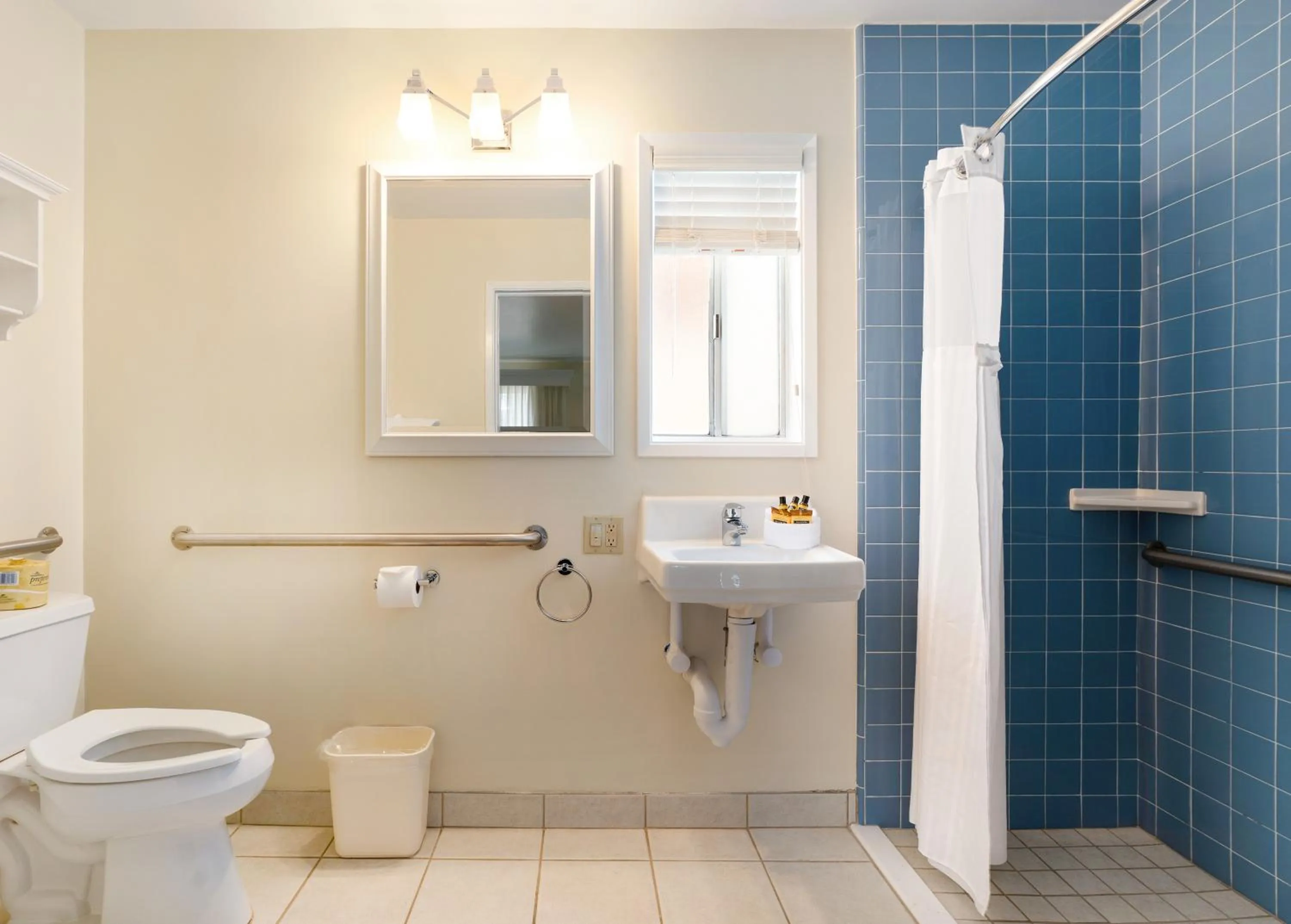 Bathroom in Best Western Plus Santa Barbara