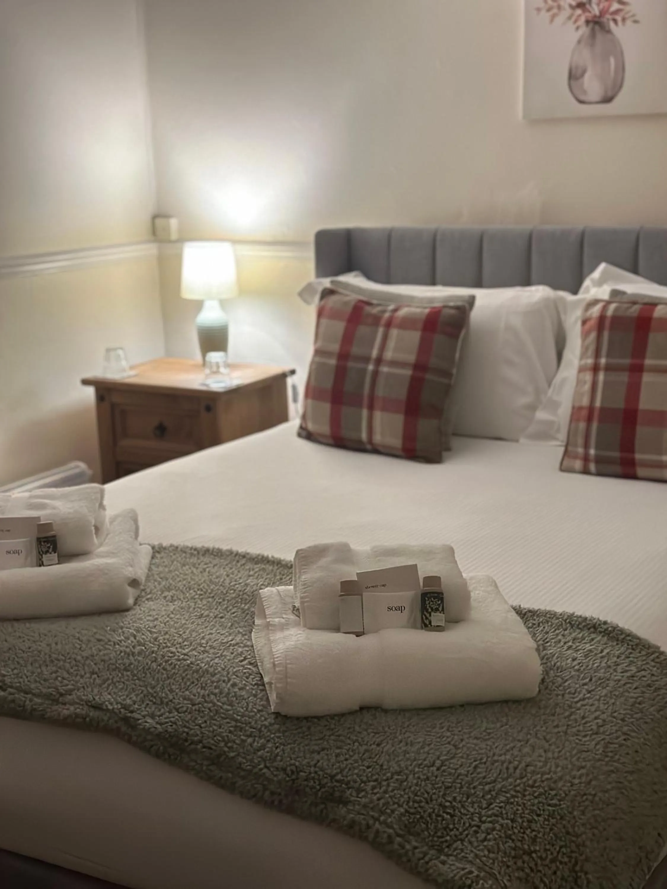 Bed in The Kings Arms Inn