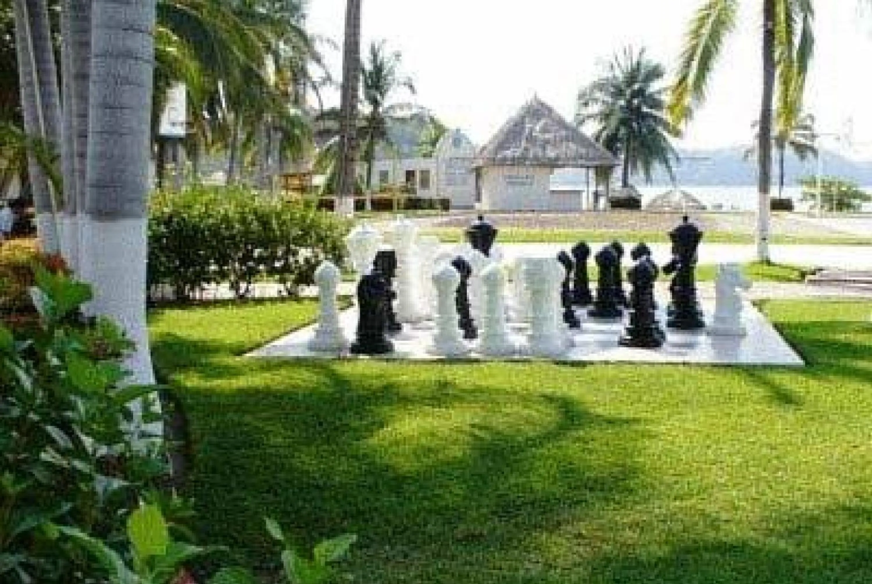 Entertainment in Qualton Club Ixtapa All Inclusive