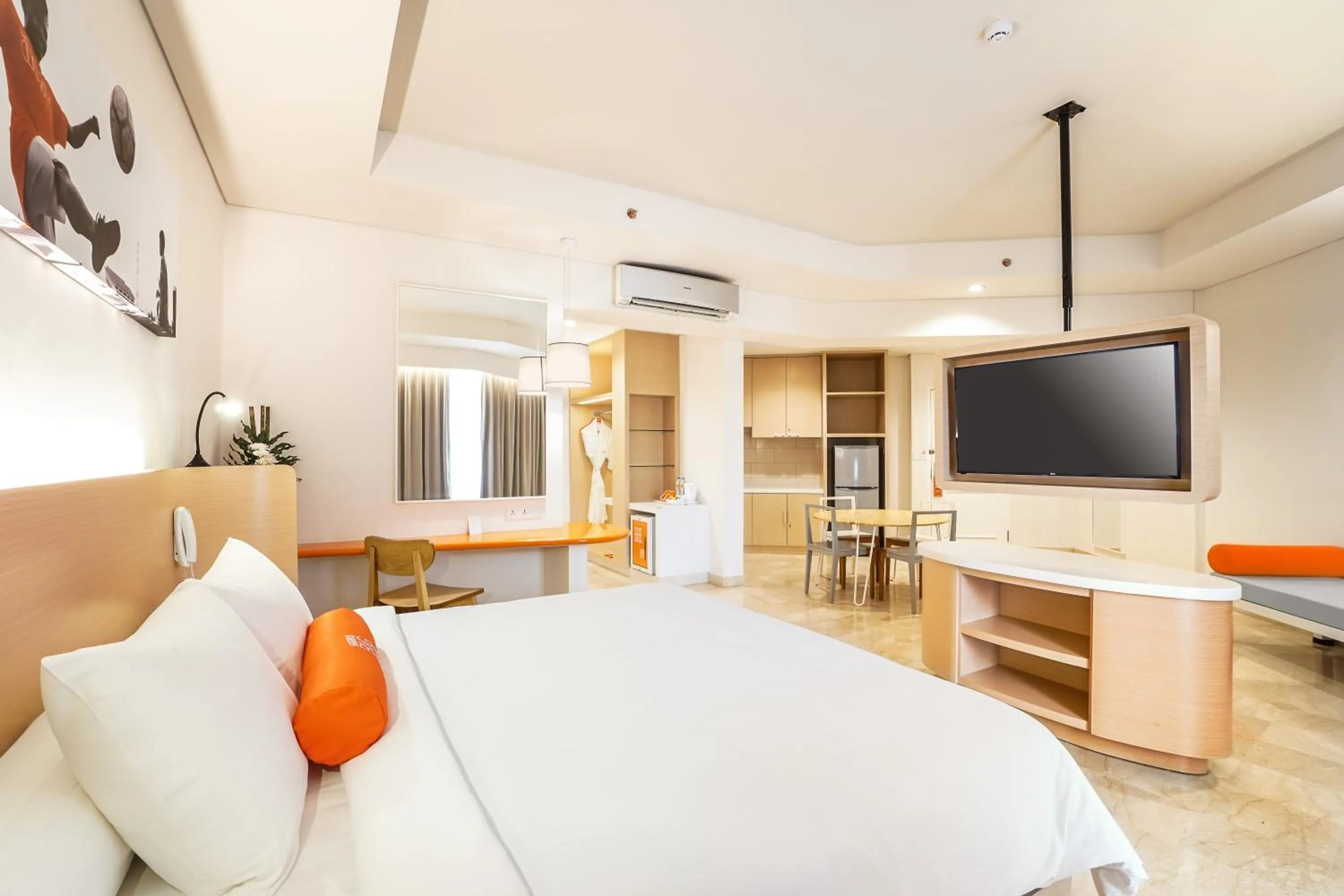 Bedroom, Bed in HARRIS Resort Batam Waterfront