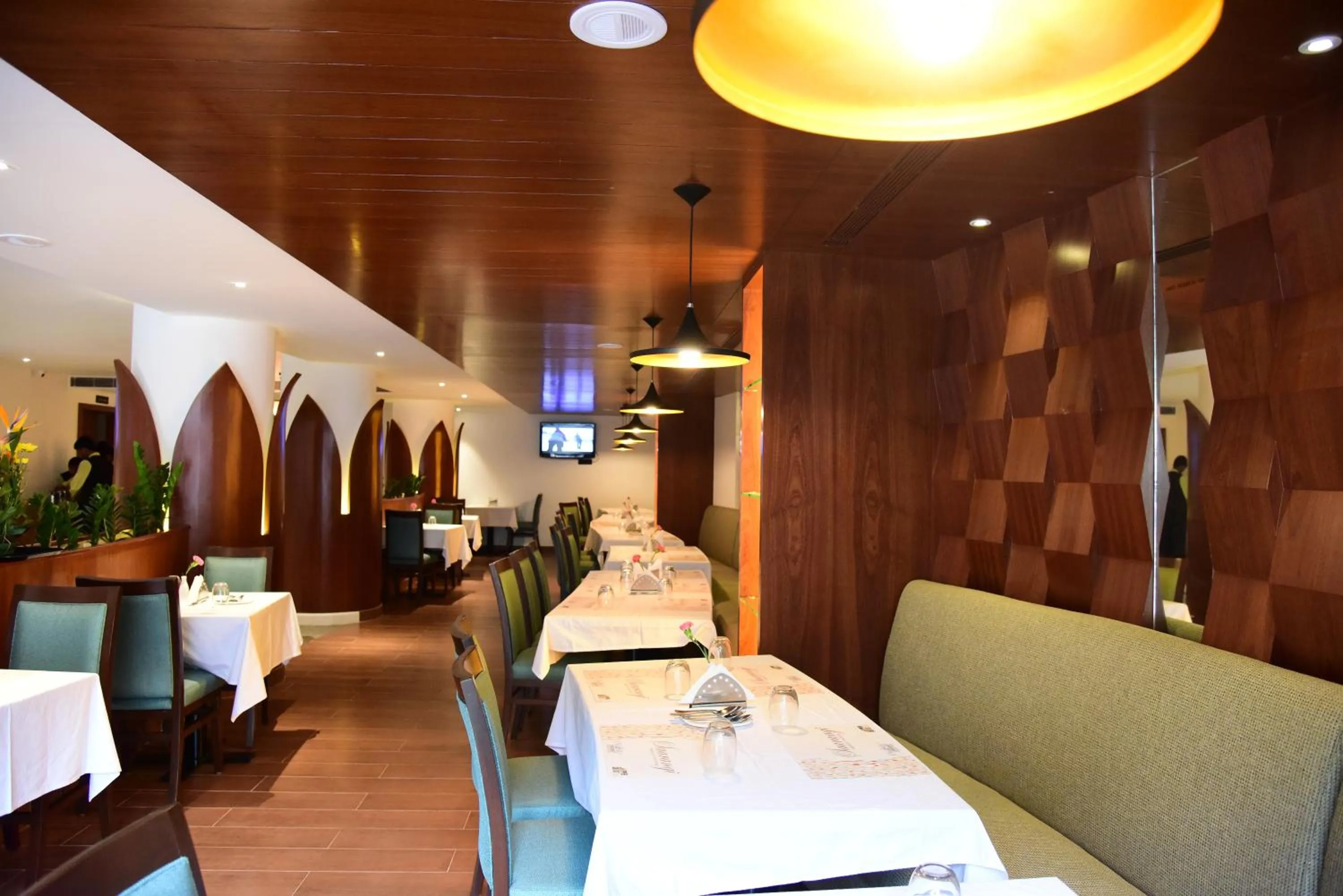 Restaurant/places to eat in The Royal Comfort