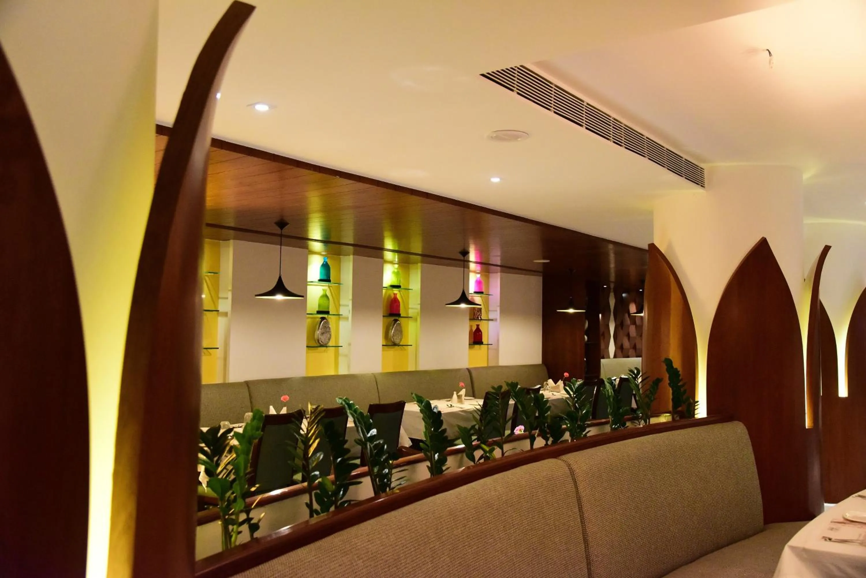 Lounge or bar in The Royal Comfort