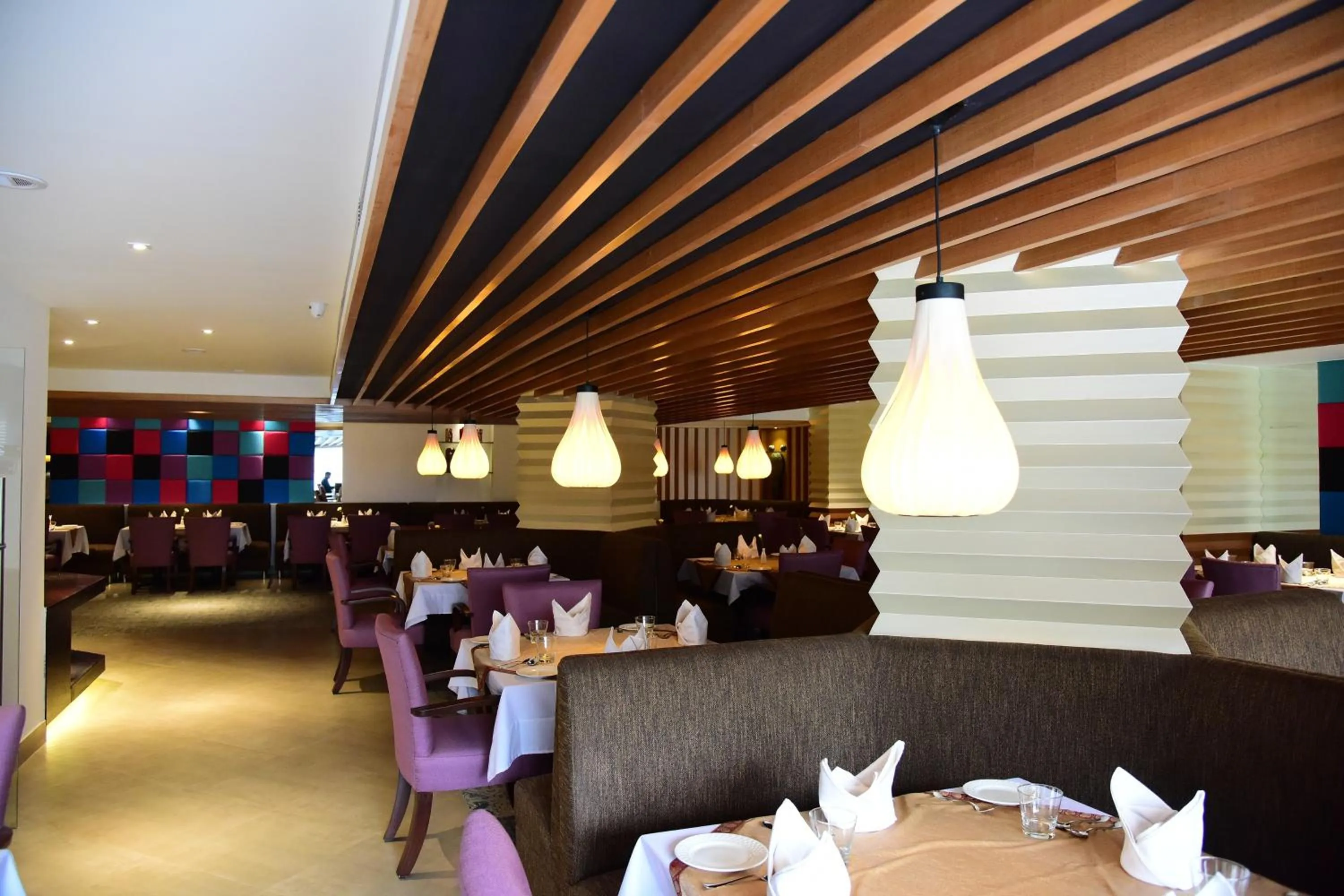 Restaurant/places to eat in The Royal Comfort