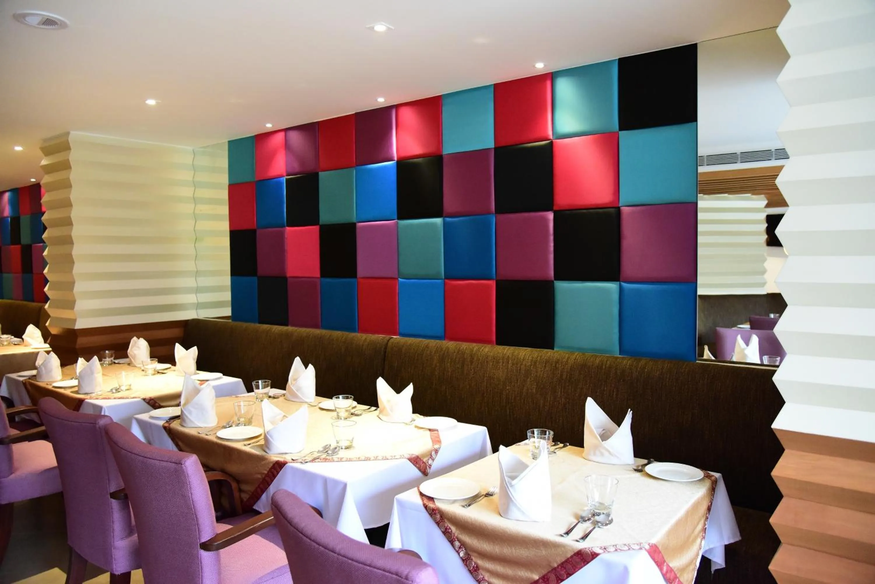 Restaurant/places to eat in The Royal Comfort