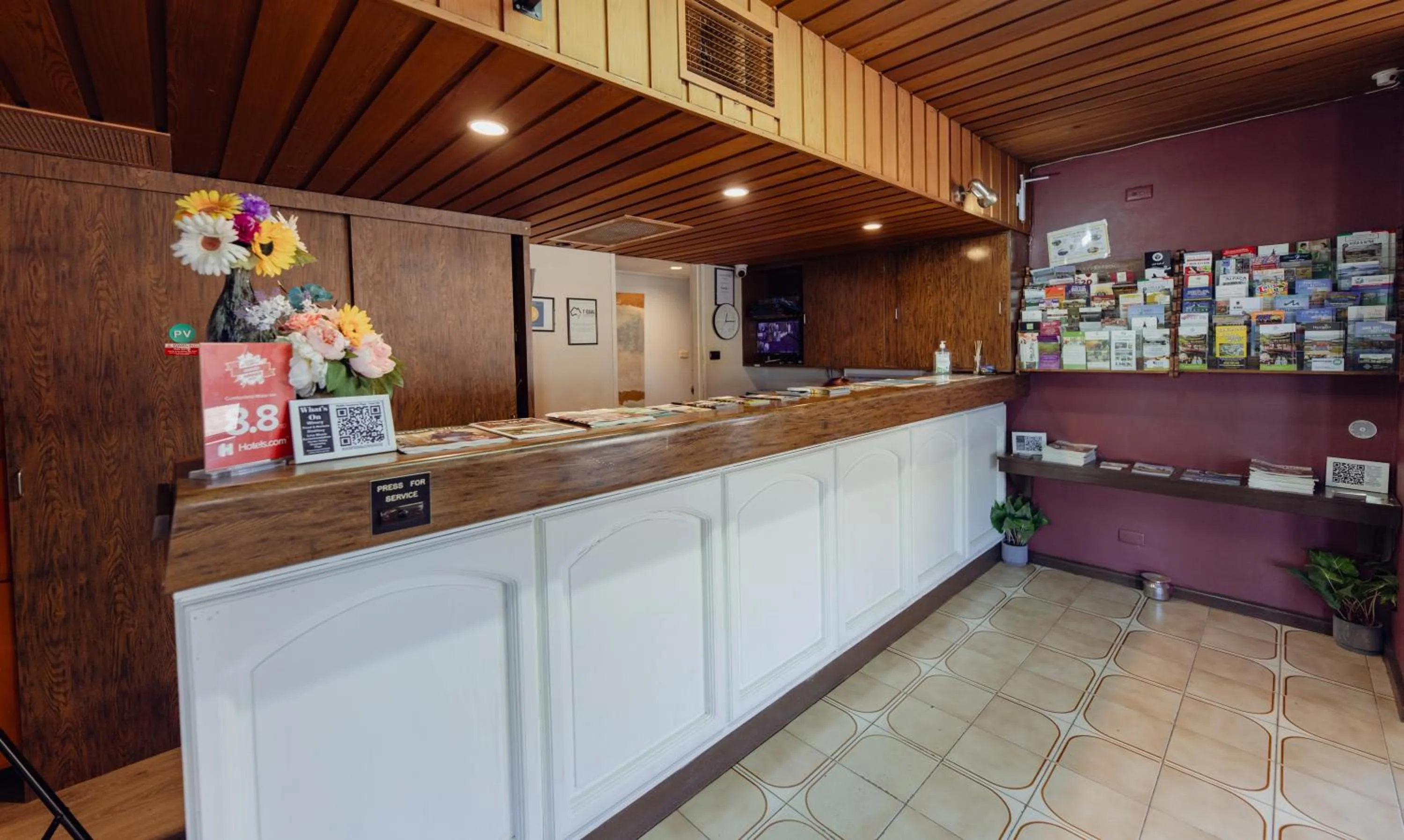 Lobby or reception in Cumberland Motor Inn