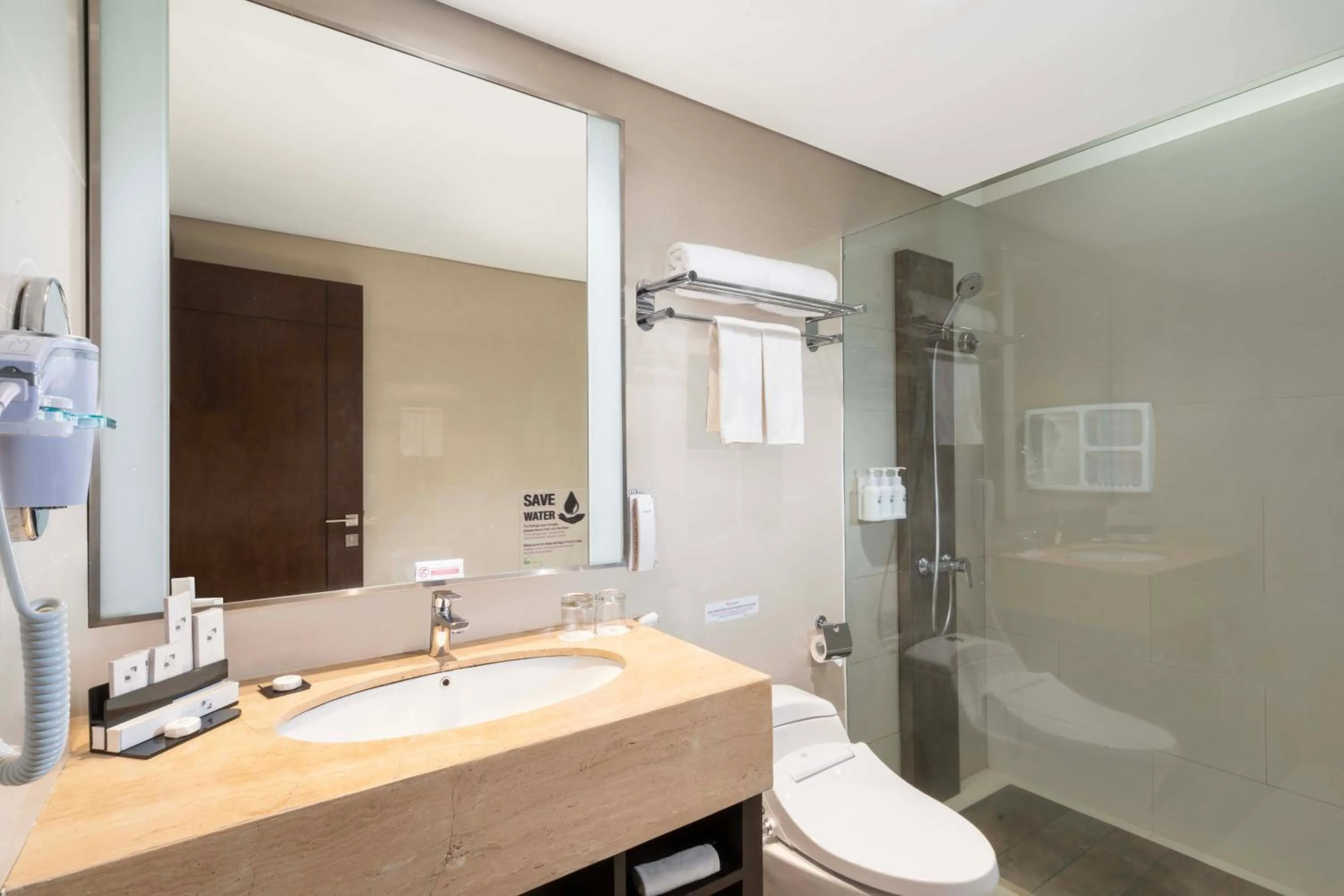 Bathroom in Swiss-Belhotel Borneo Banjarmasin