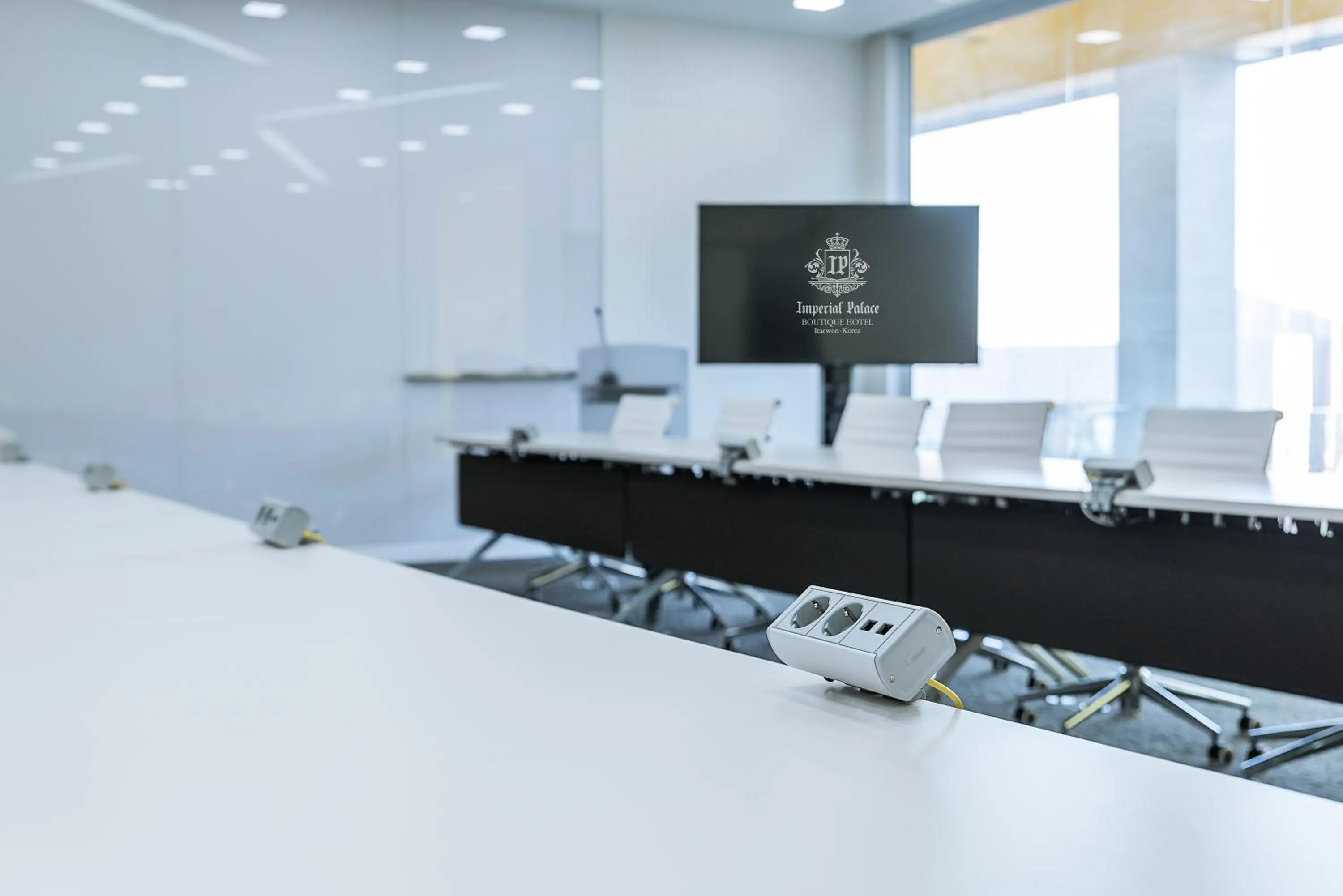 Business facilities in Imperial Palace Boutique Hotel Itaewon - Renovated in 2025