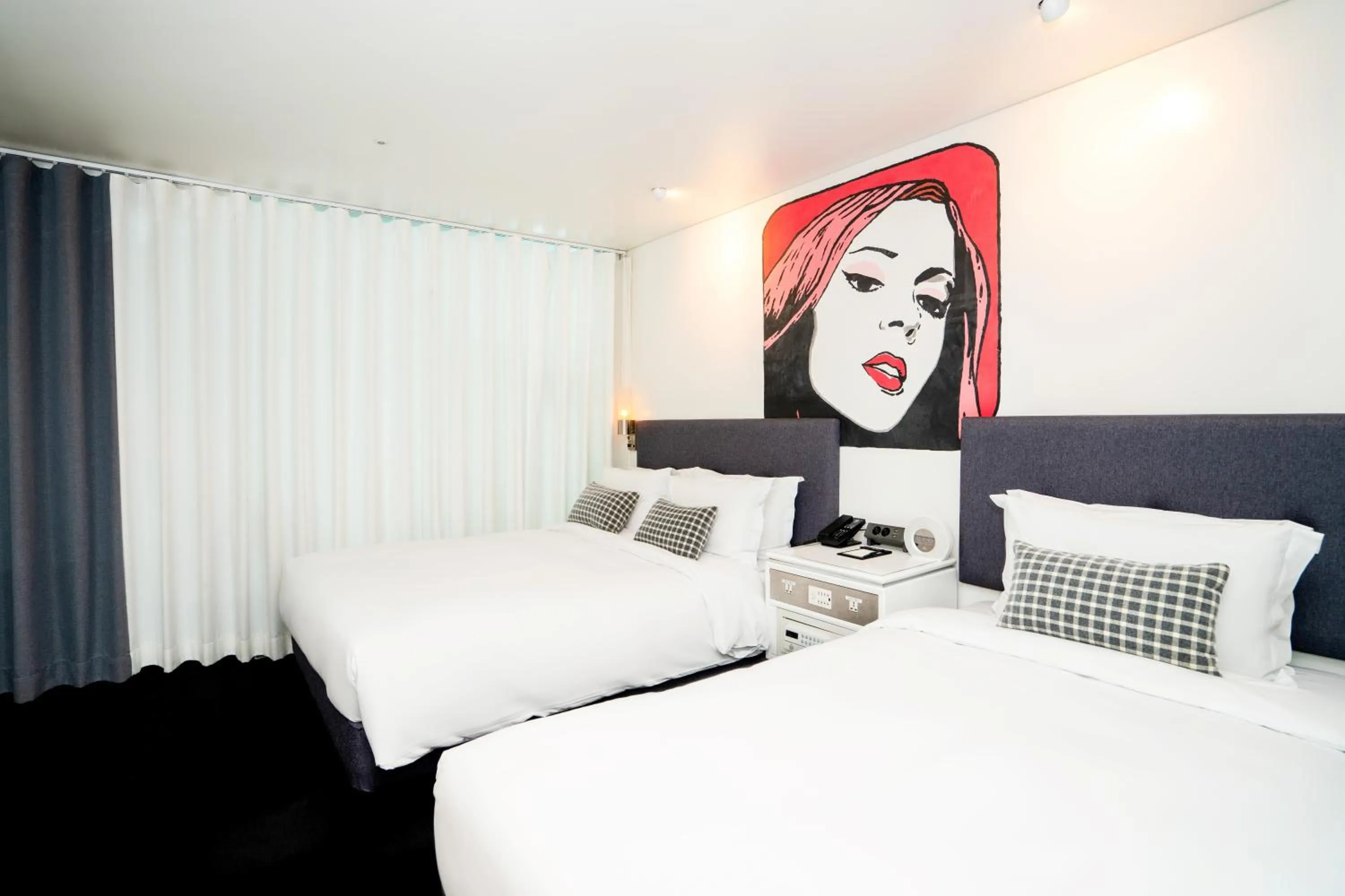 Deluxe Twin Room - Club Noise in Imperial Palace Boutique Hotel Itaewon - Renovated in 2025