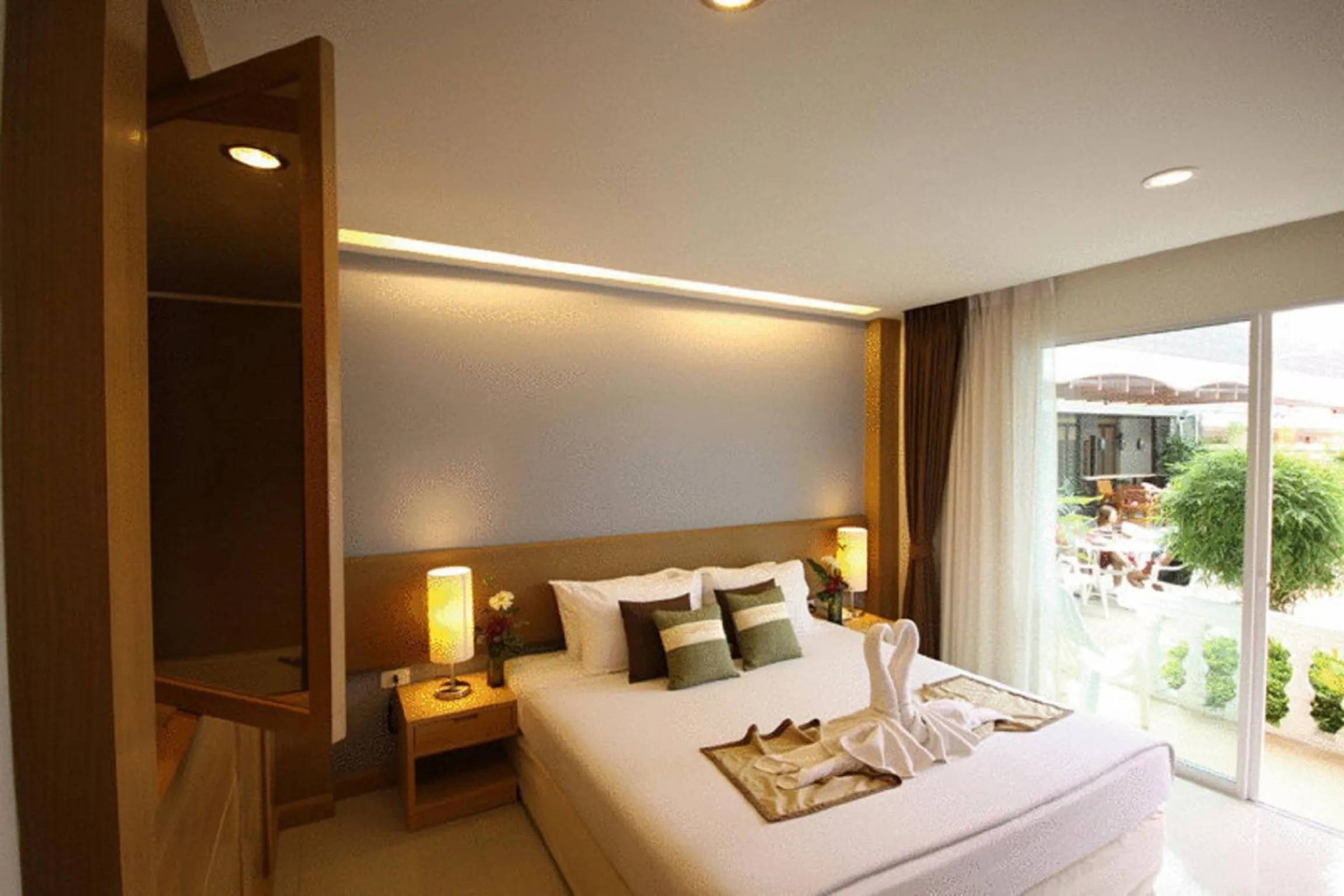 Bedroom, Bed in Windmill Resort Hotel Pattaya