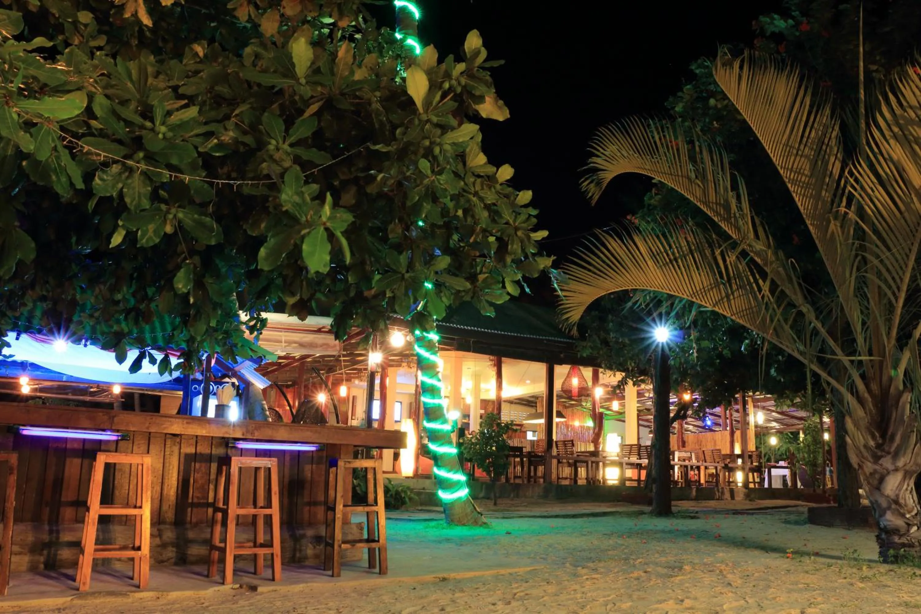 Restaurant/places to eat in Da Kanda Villa Beach Resort