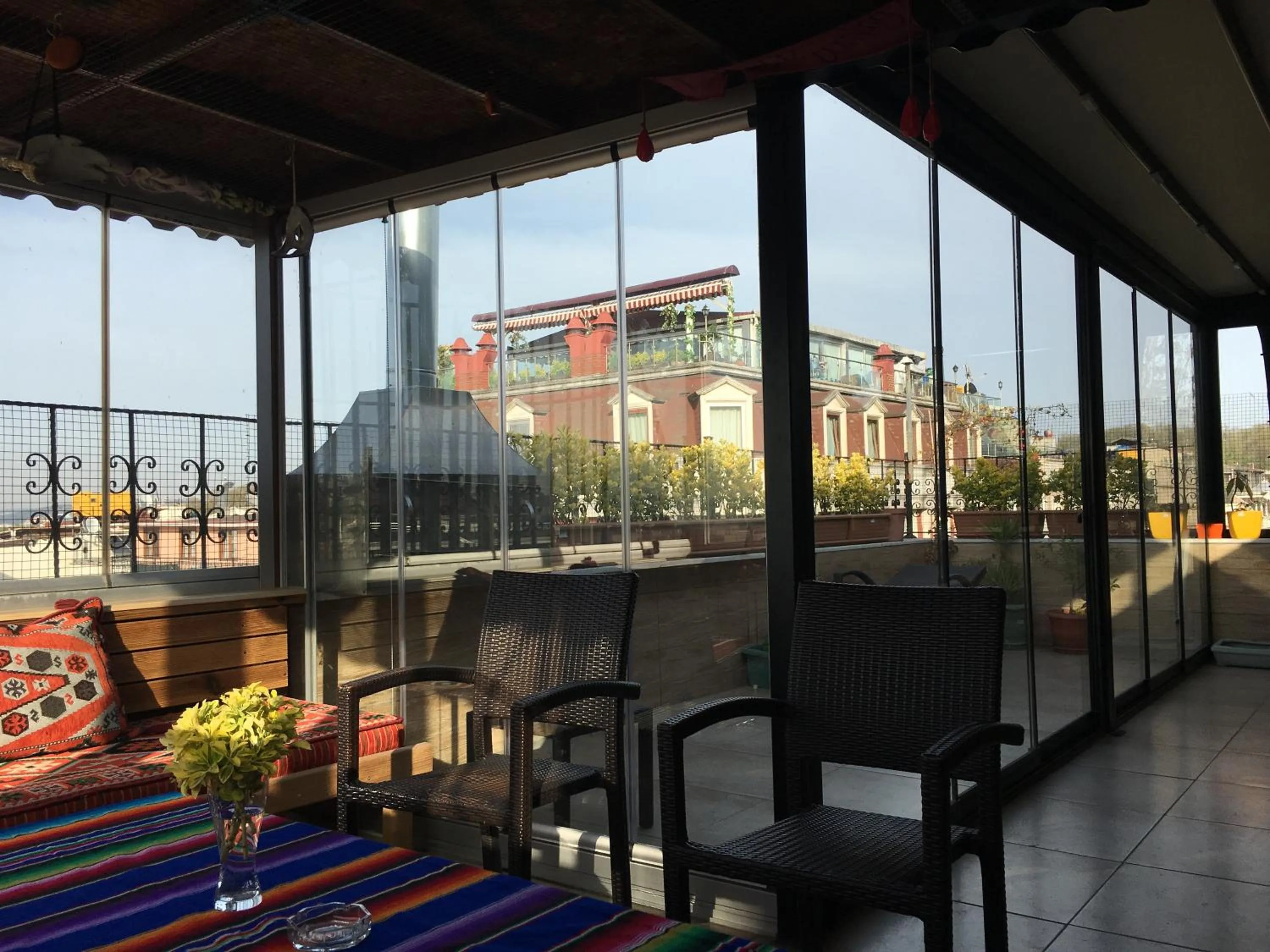 BBQ facilities in Second Home Hostel