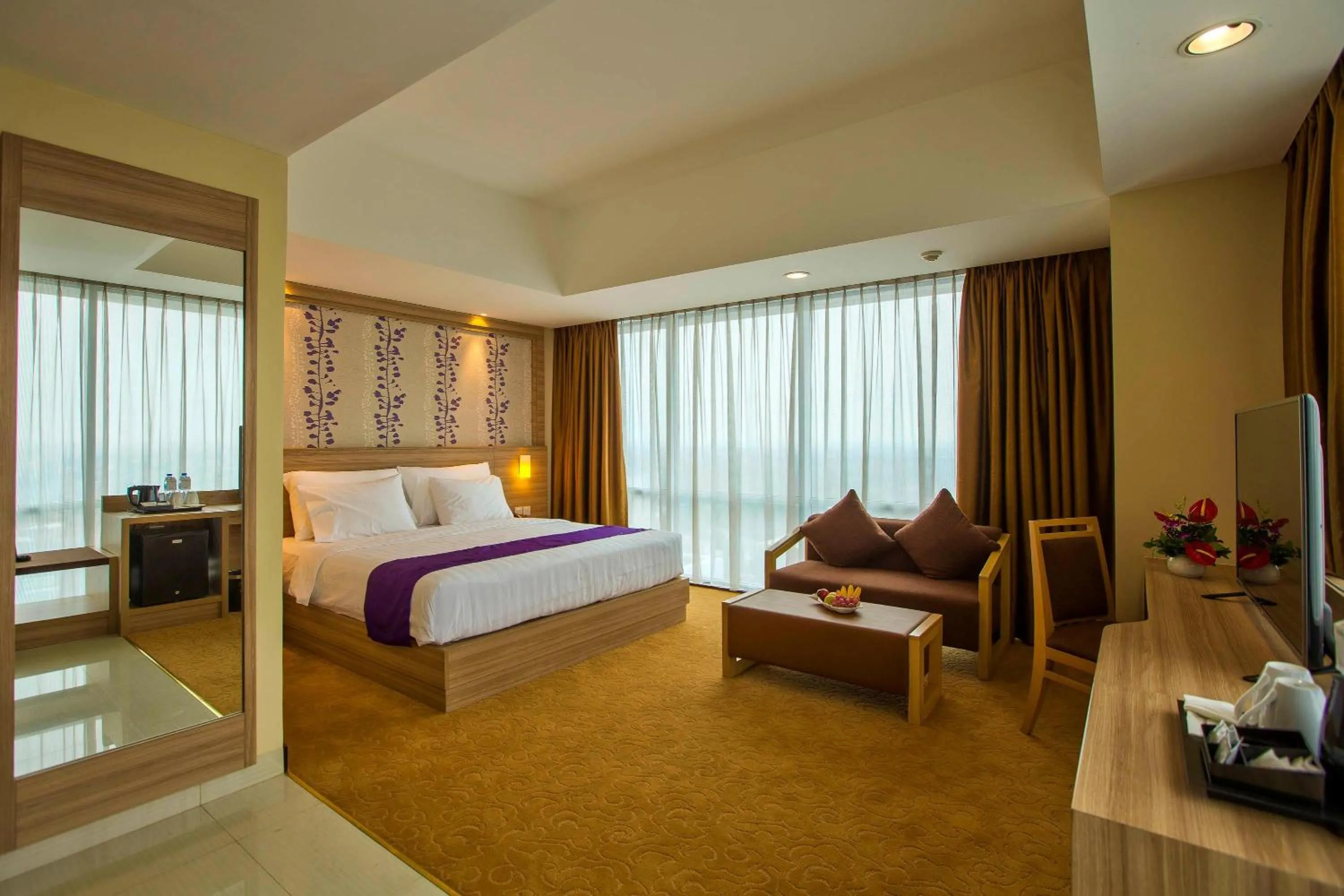 Photo of the whole room, Bed in Hotel Horison Ultima Bekasi