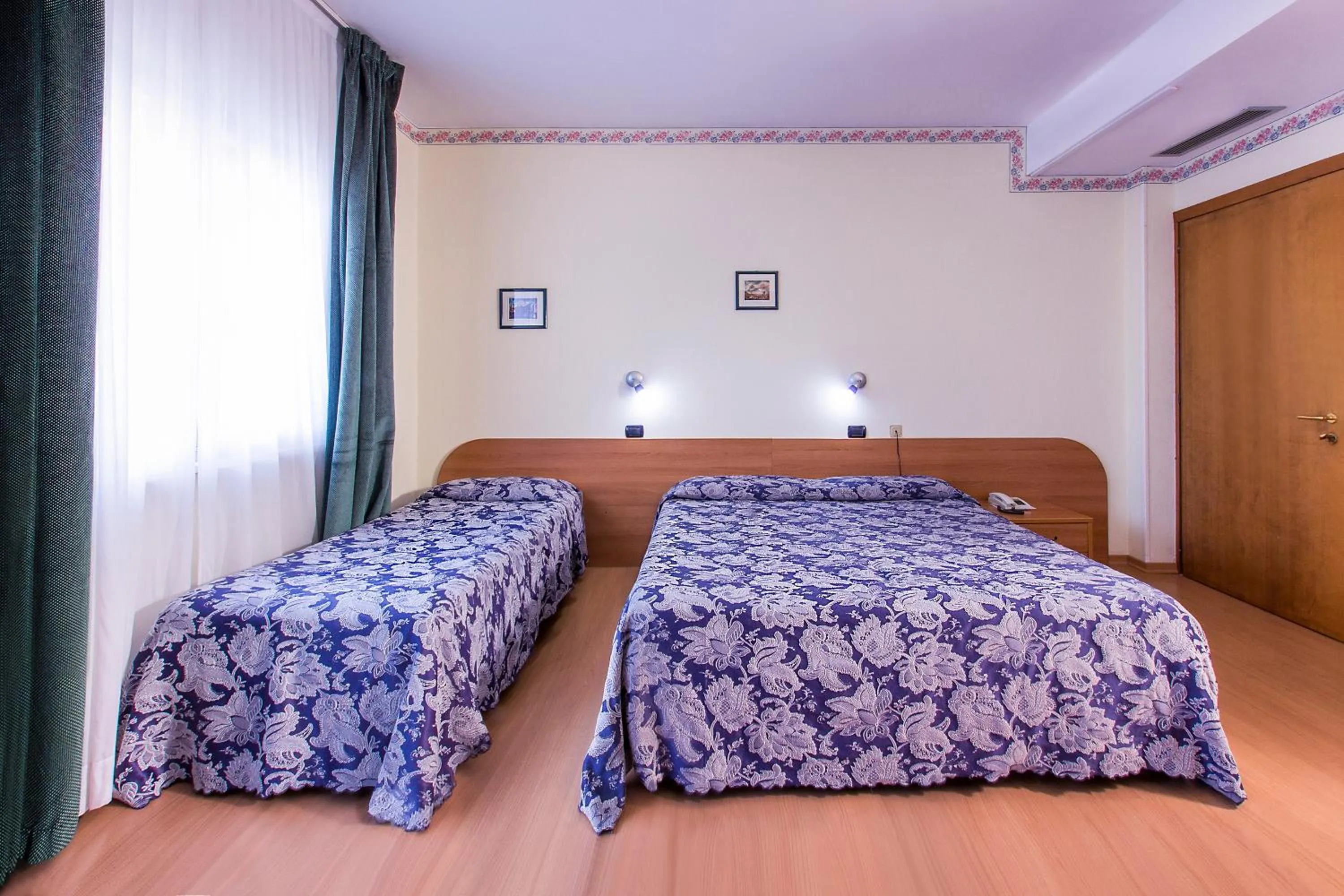 Bed in Hotel Sporting