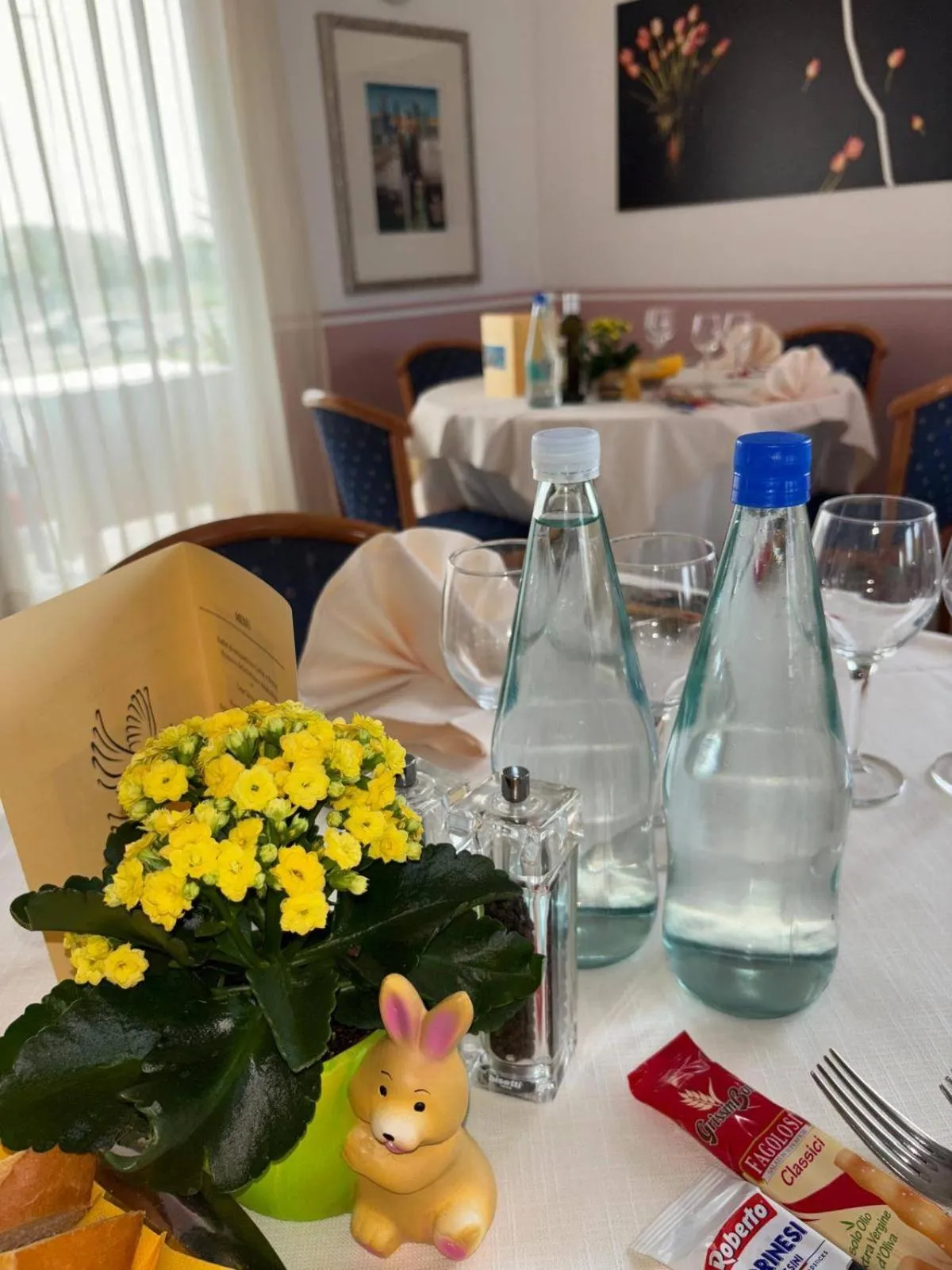 Restaurant/places to eat in Hotel Sporting