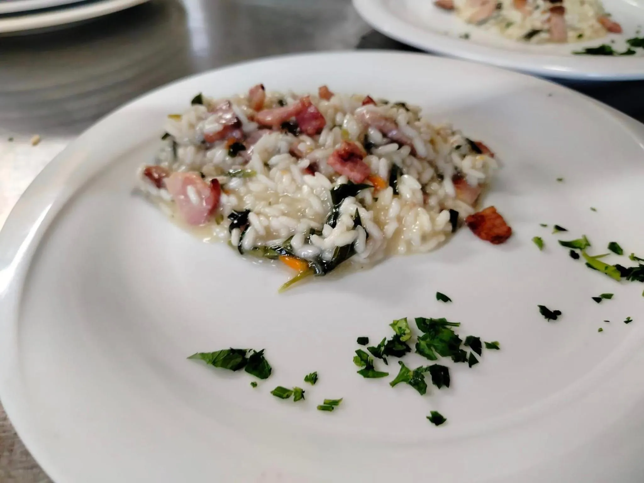 Restaurant/places to eat in Hotel Sporting