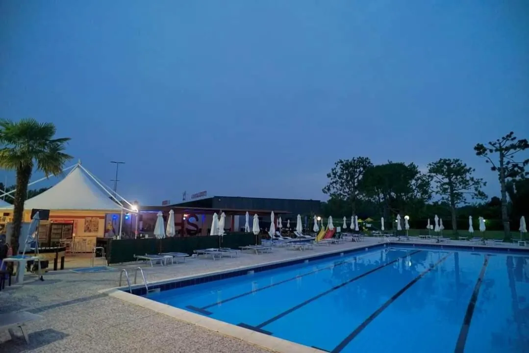 Property building in Hotel Sporting