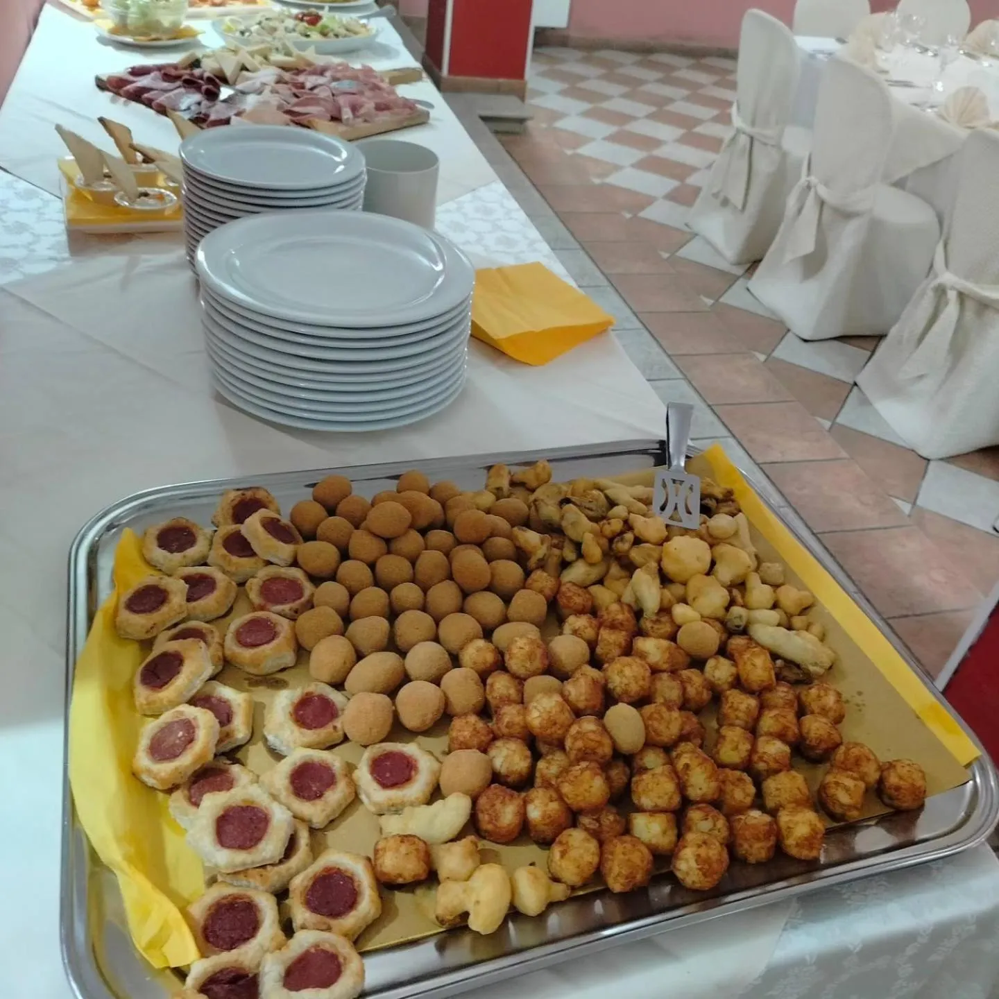 Restaurant/places to eat in Hotel Sporting