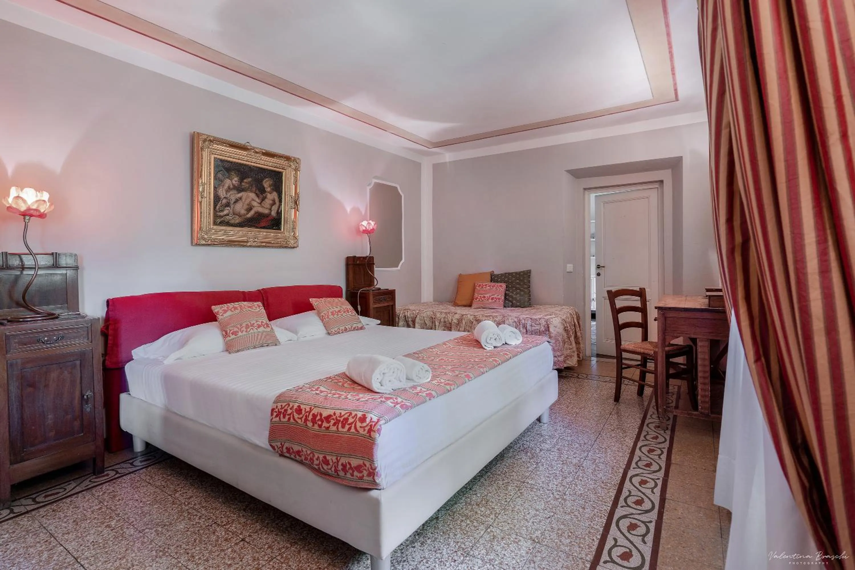 Bed in Villa Ape Rosa Relais