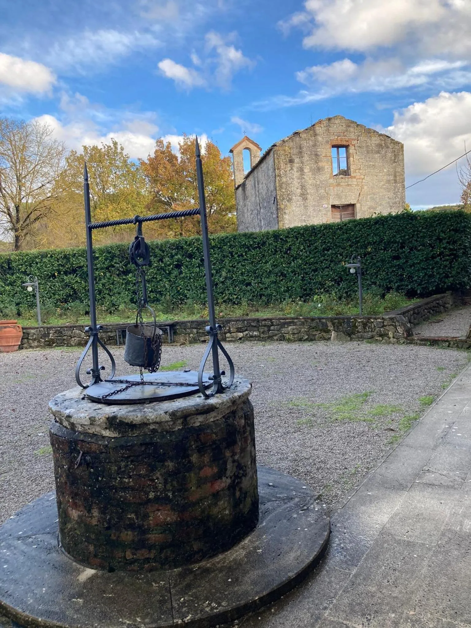 Inner courtyard view in Podere La Chiusella B&B