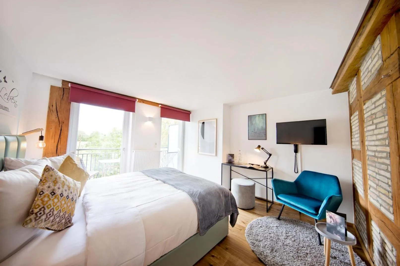 Photo of the whole room, Bed in Jordan's Untermühle