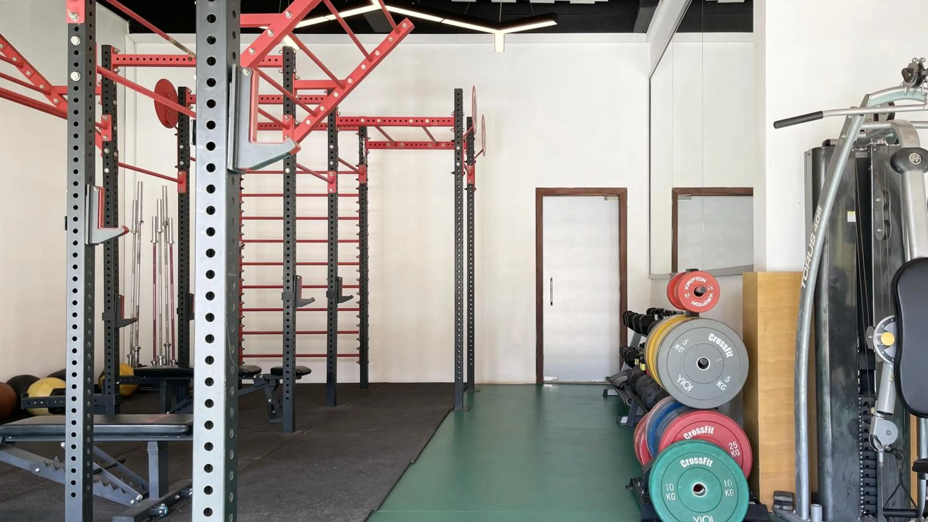 Fitness centre/facilities in Pacific Hotel & Spa