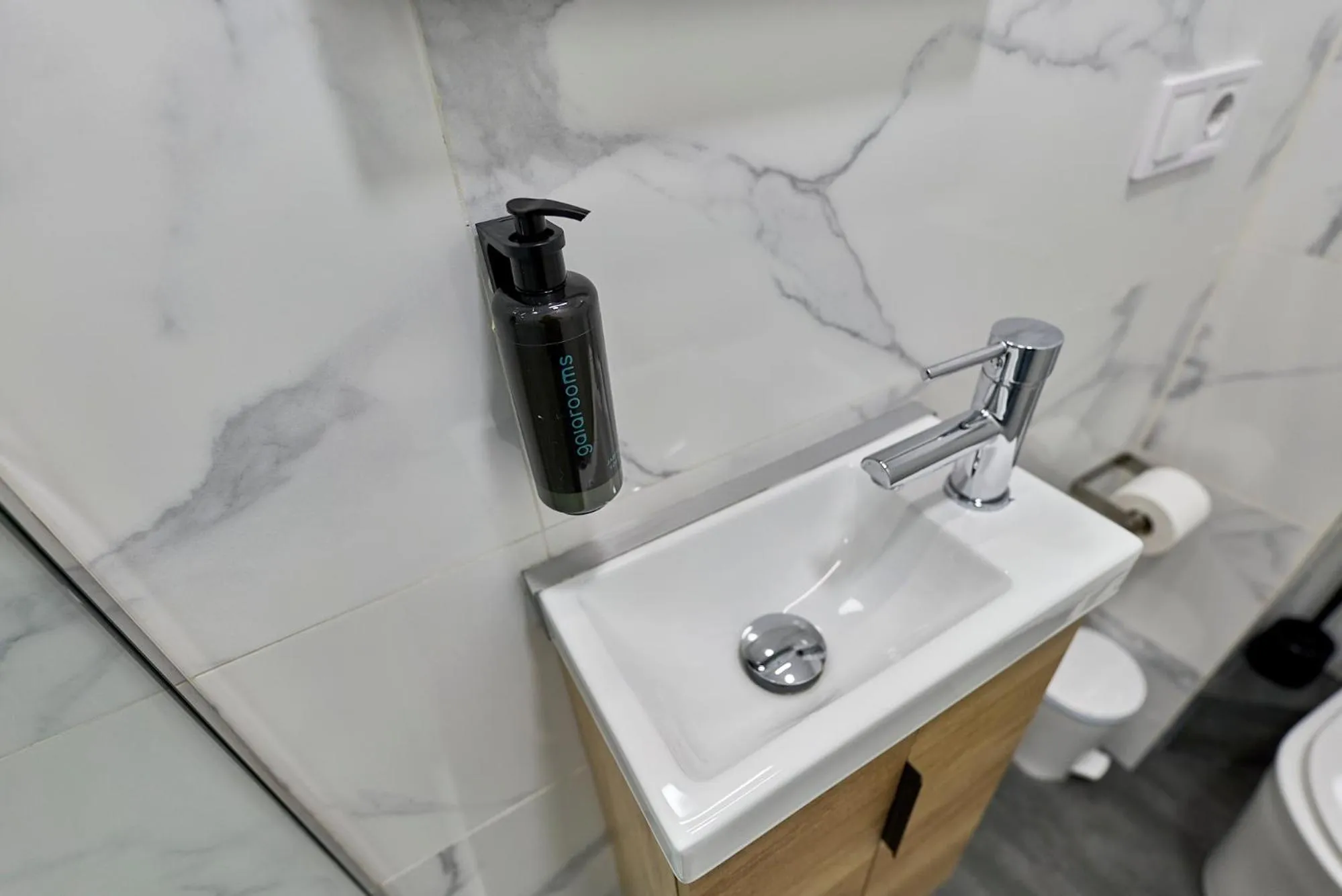 Bathroom in Hostal Carmen by gaiarooms