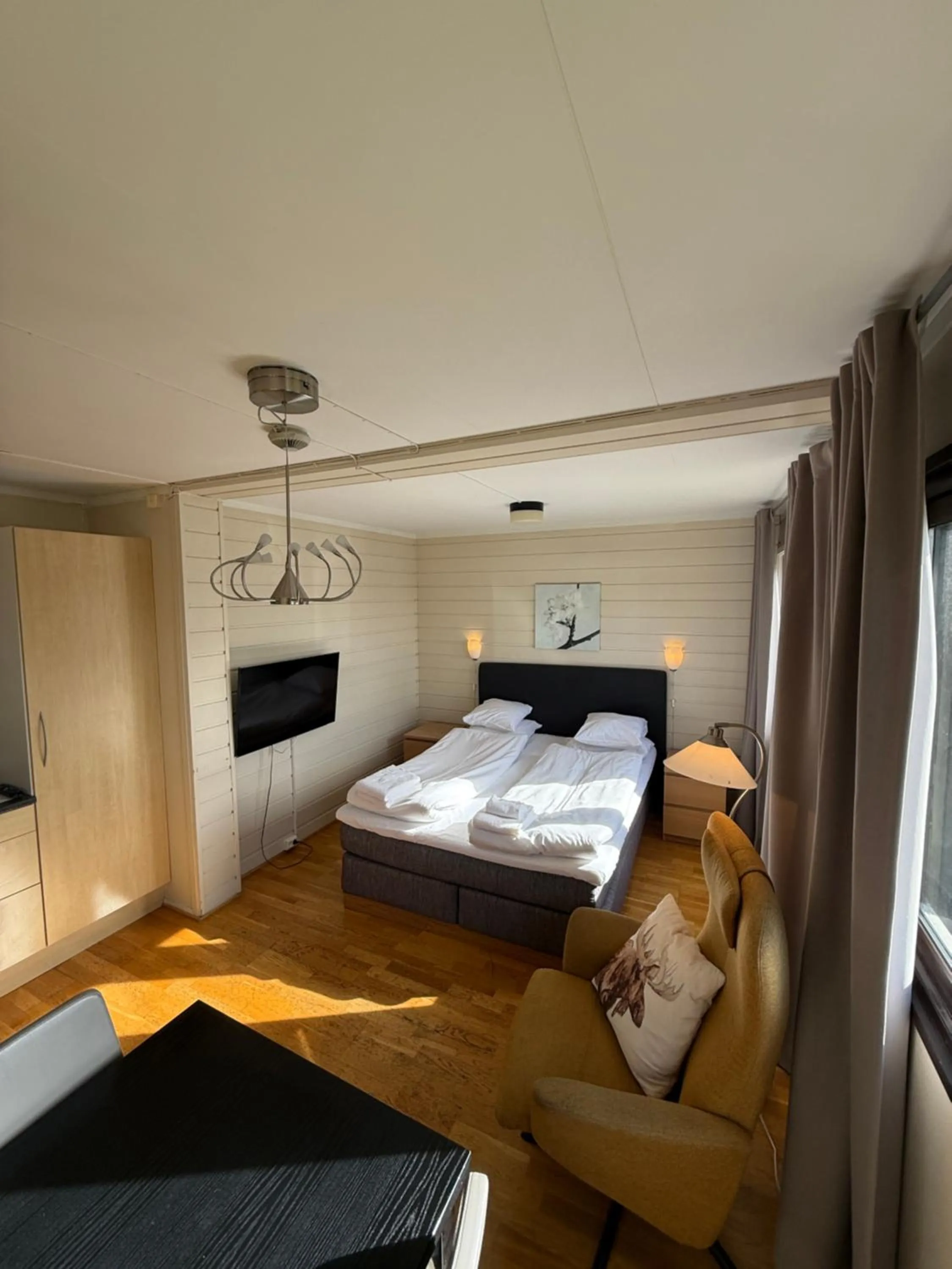 Bed in Sandmoen Bed & Breakfast, Free Parking