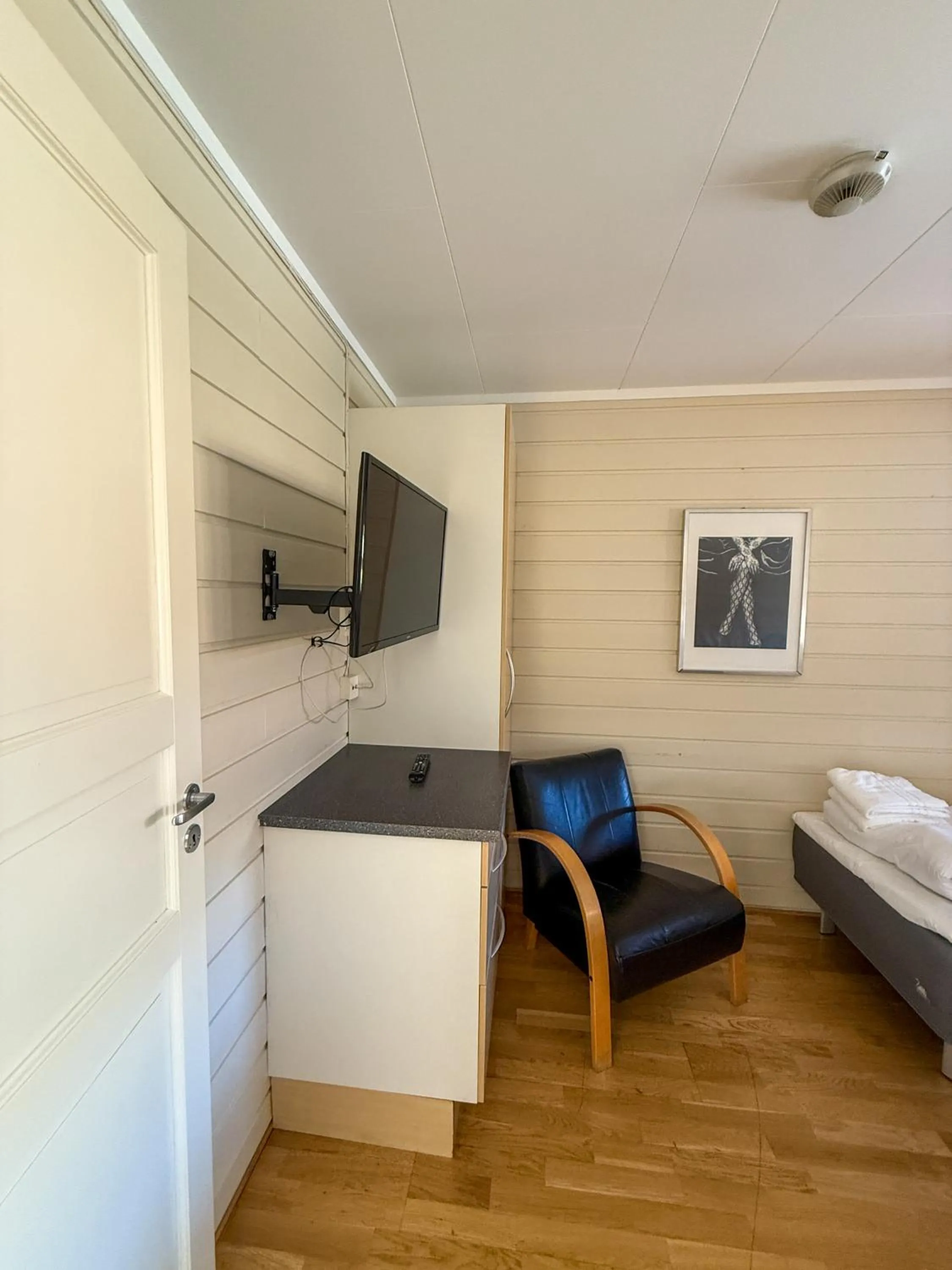 Bed in Sandmoen Bed & Breakfast, Free Parking