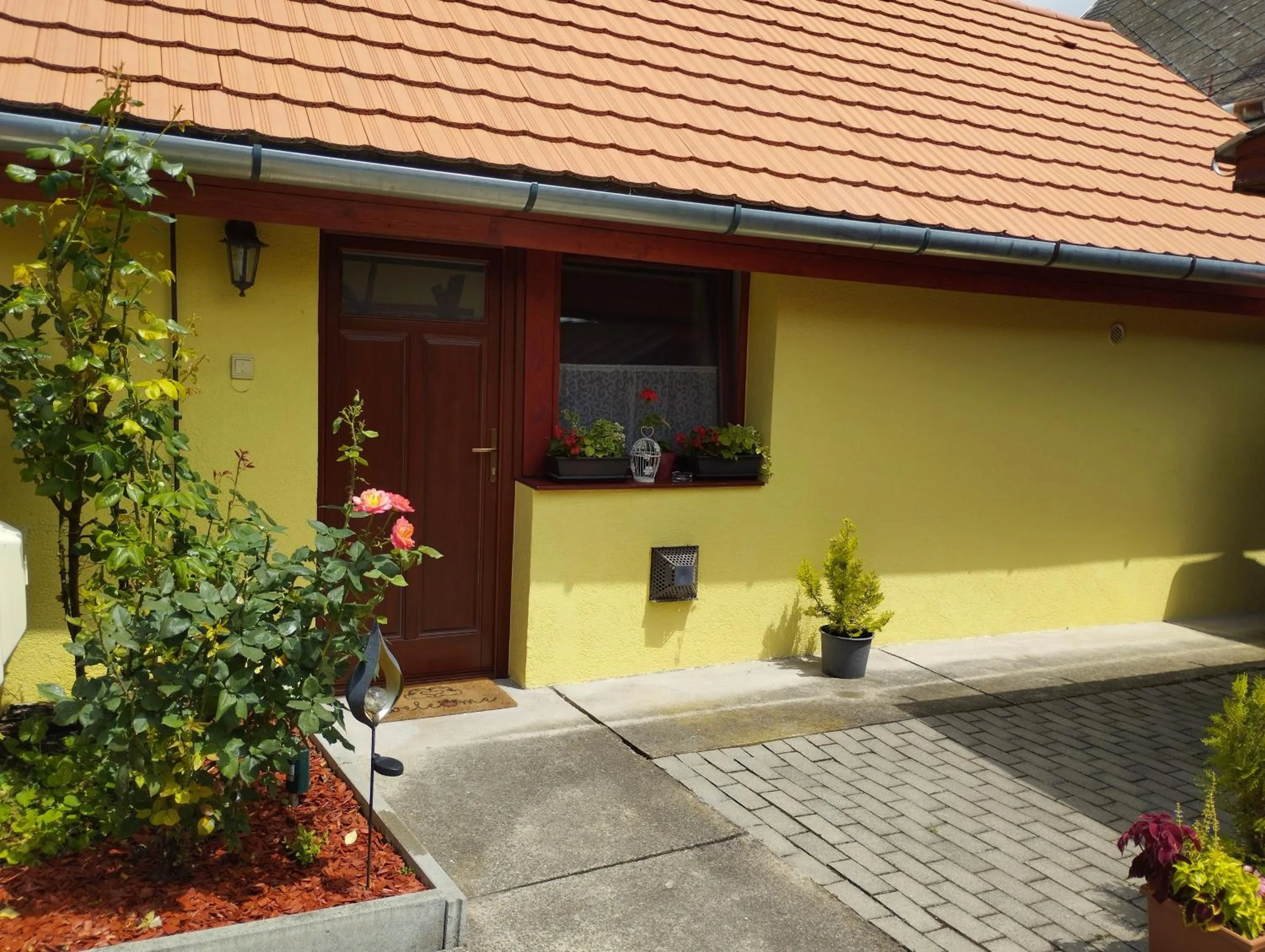 Kis Apartmanház