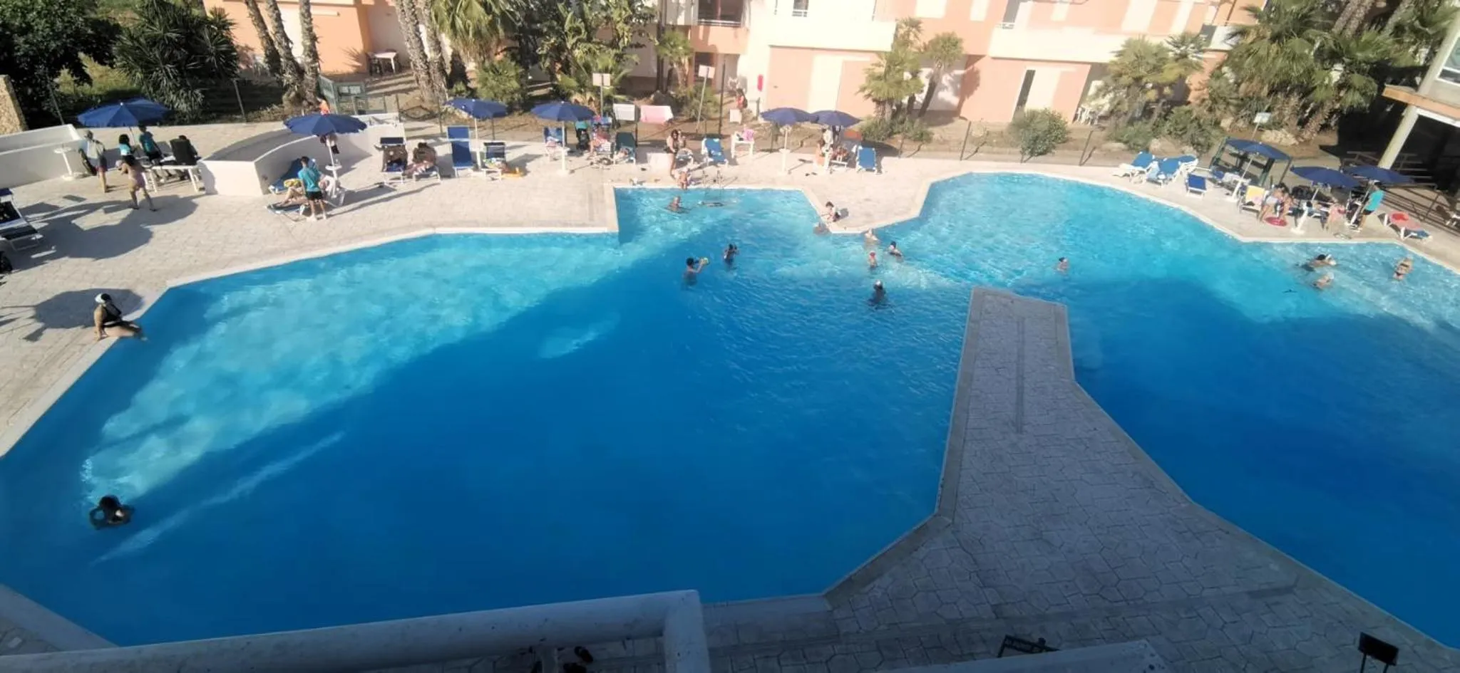Swimming pool in Tramonti Residence